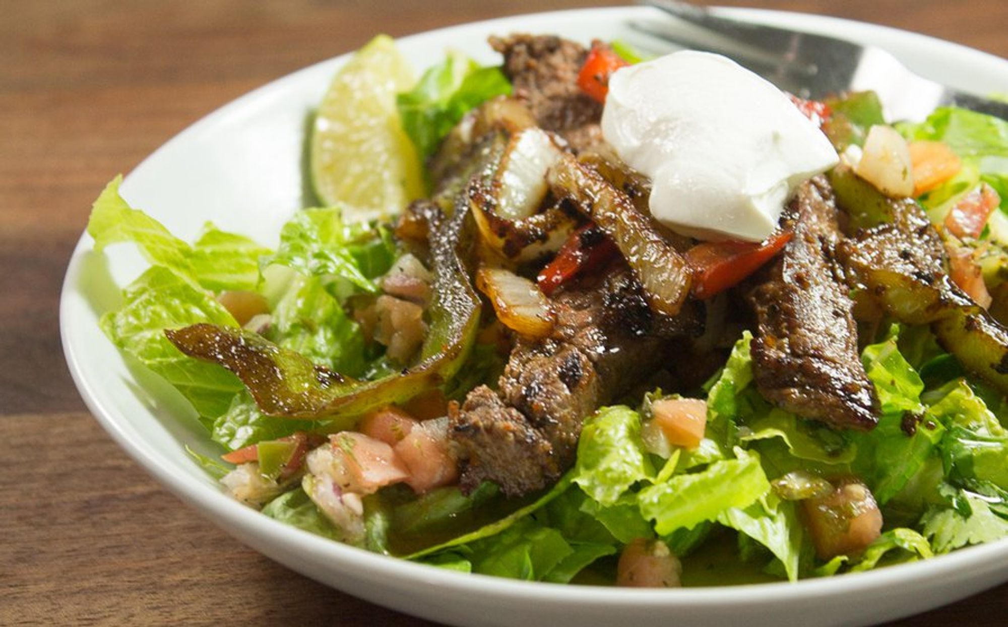 ready to eat sheet pan fajita salad