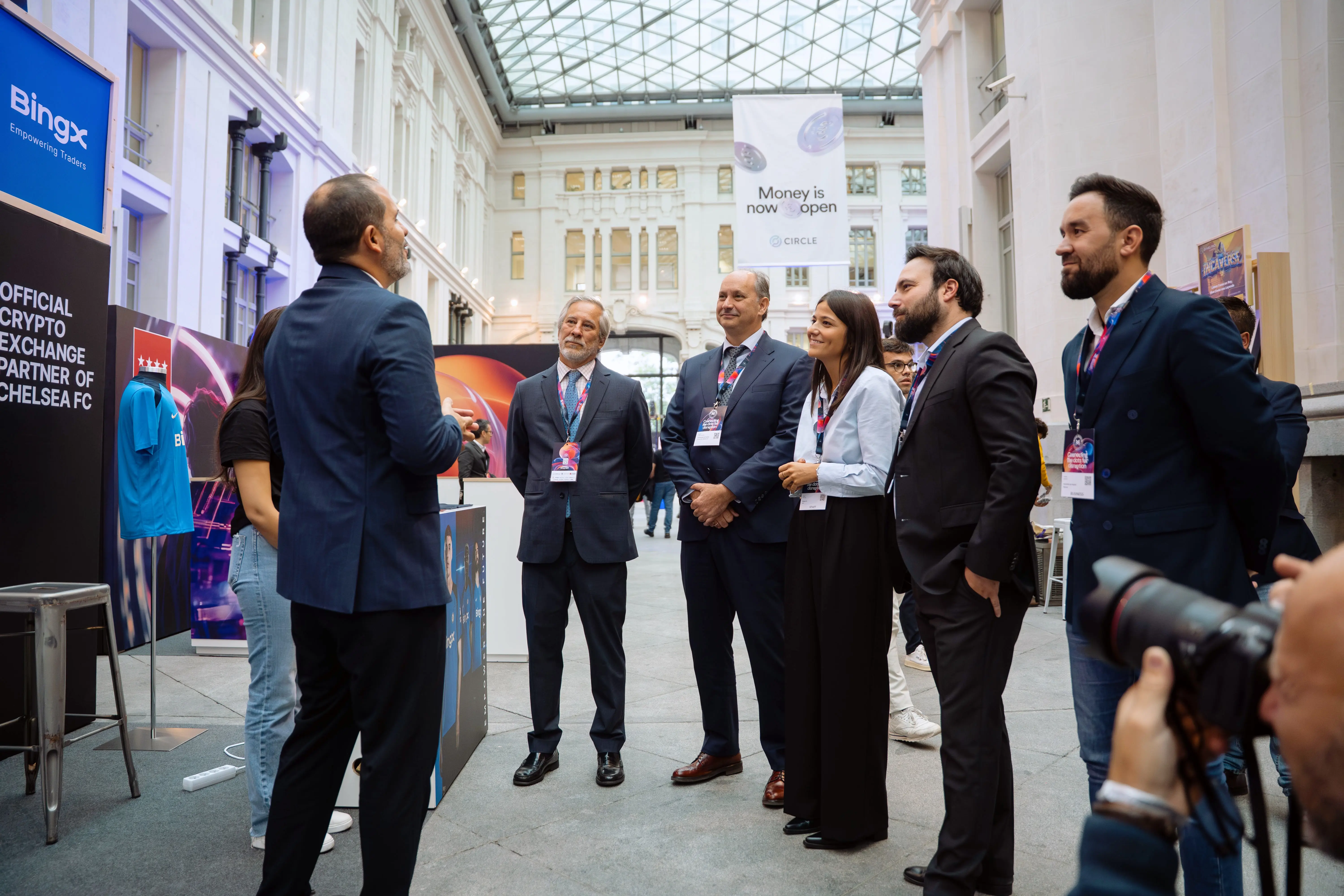Miembros del Gobierno durante el evento MERGE Madrid
