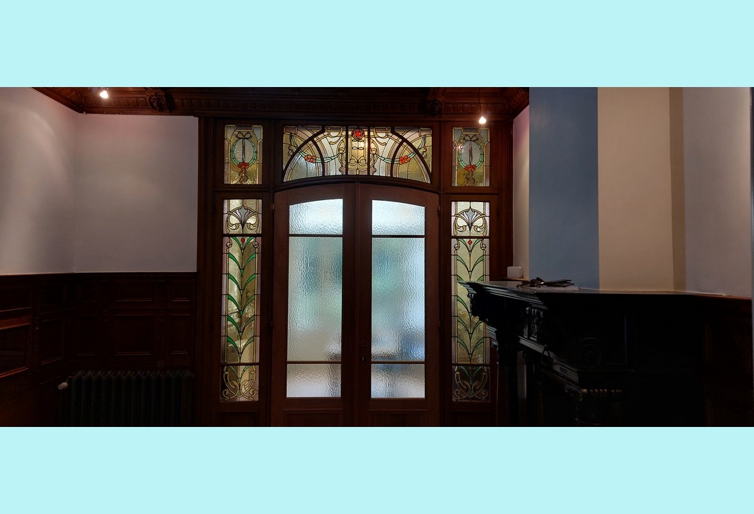Antwerpen - Art-Nouveau panelen na restauratie