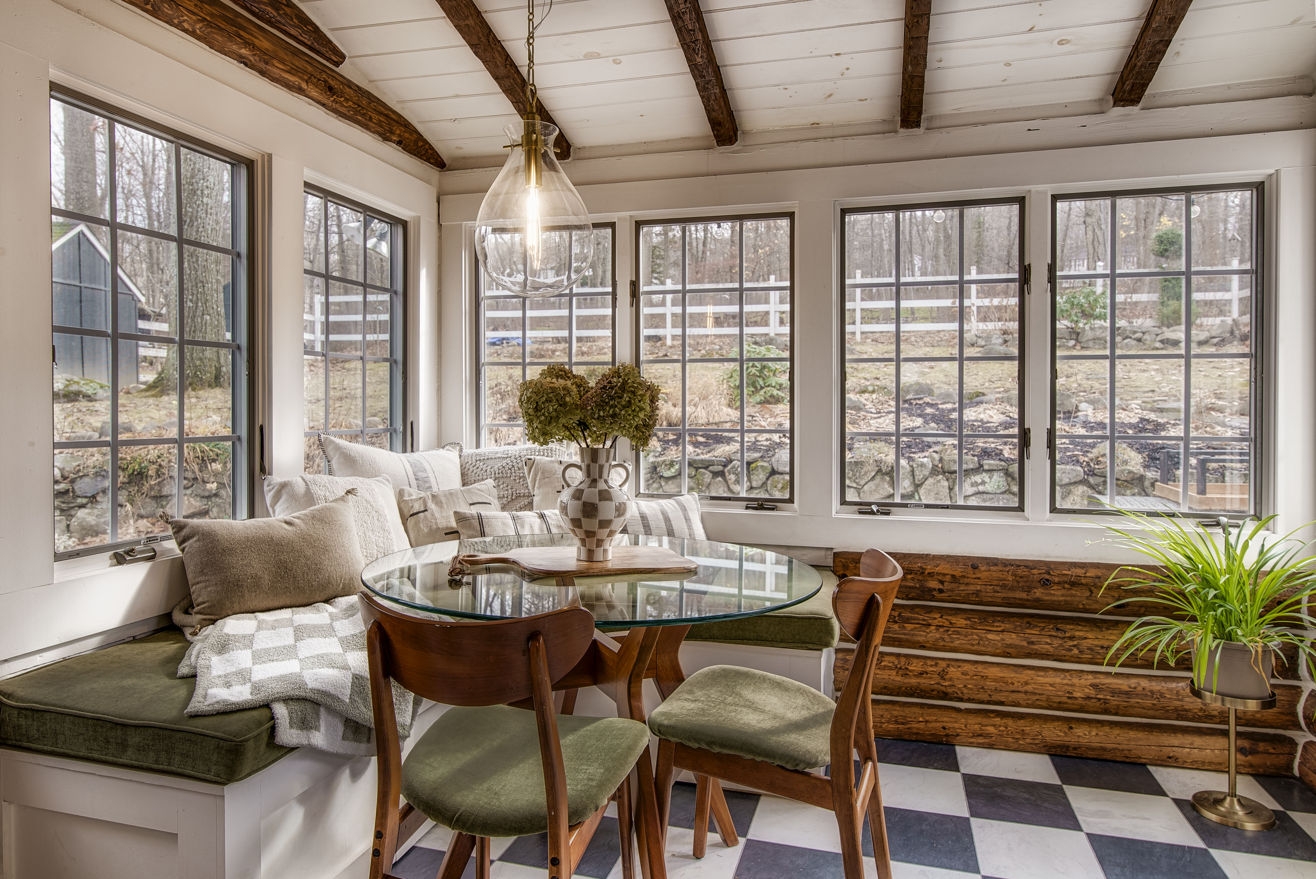 Photo of luxury living room