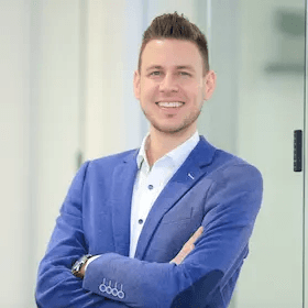 Valentin Haußmann Geschäftsführer und Experte bei Baufinanzierung