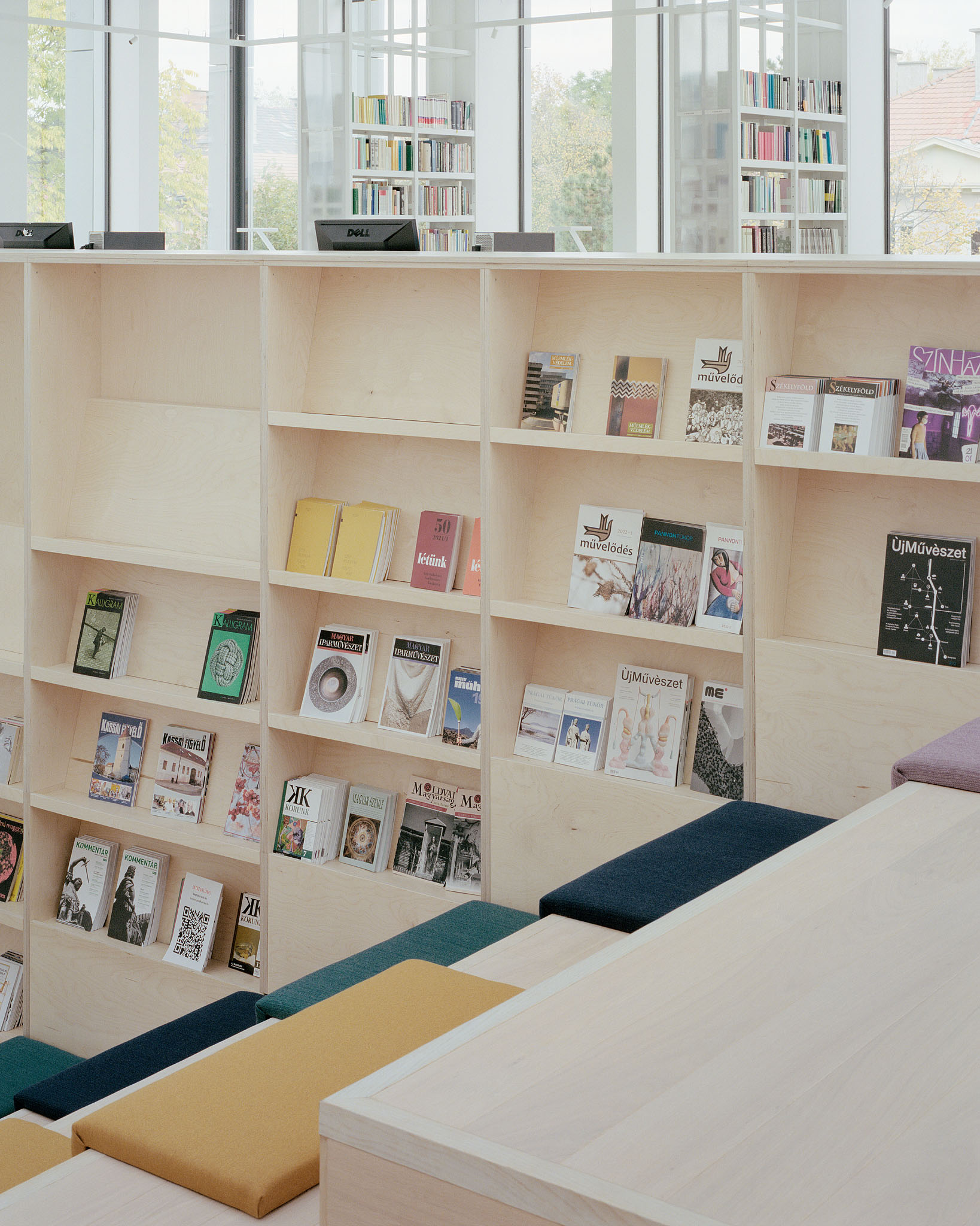 bge library_staircase_kroki studio