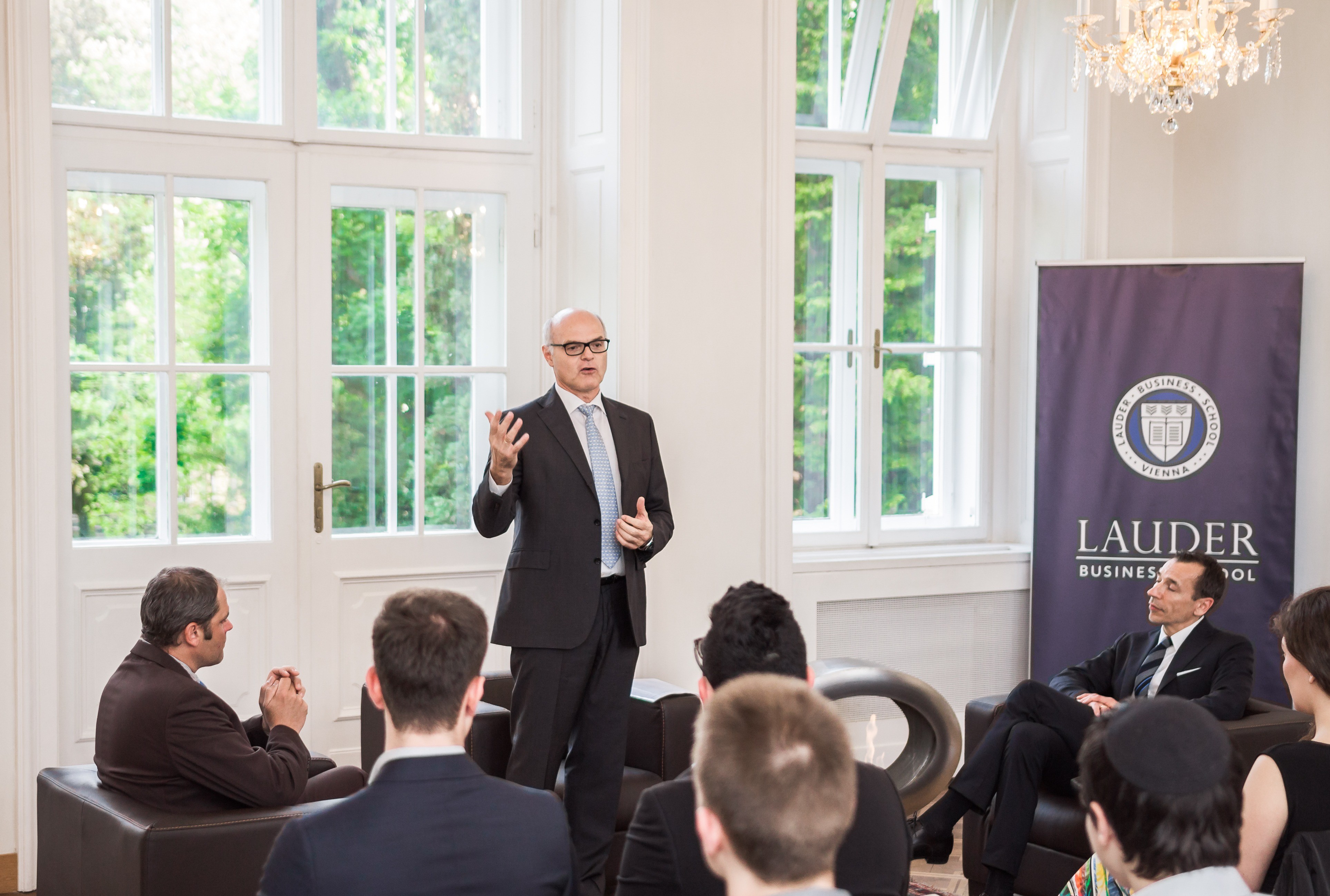 Dr. Karl Stoss, the CEO of Casinos Austria and the Austrian Lotteries talks to LBS students