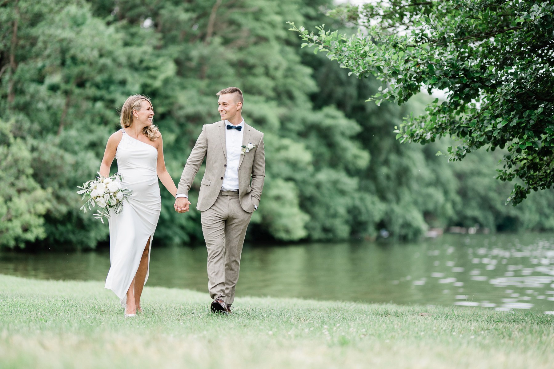 bride wedding dress