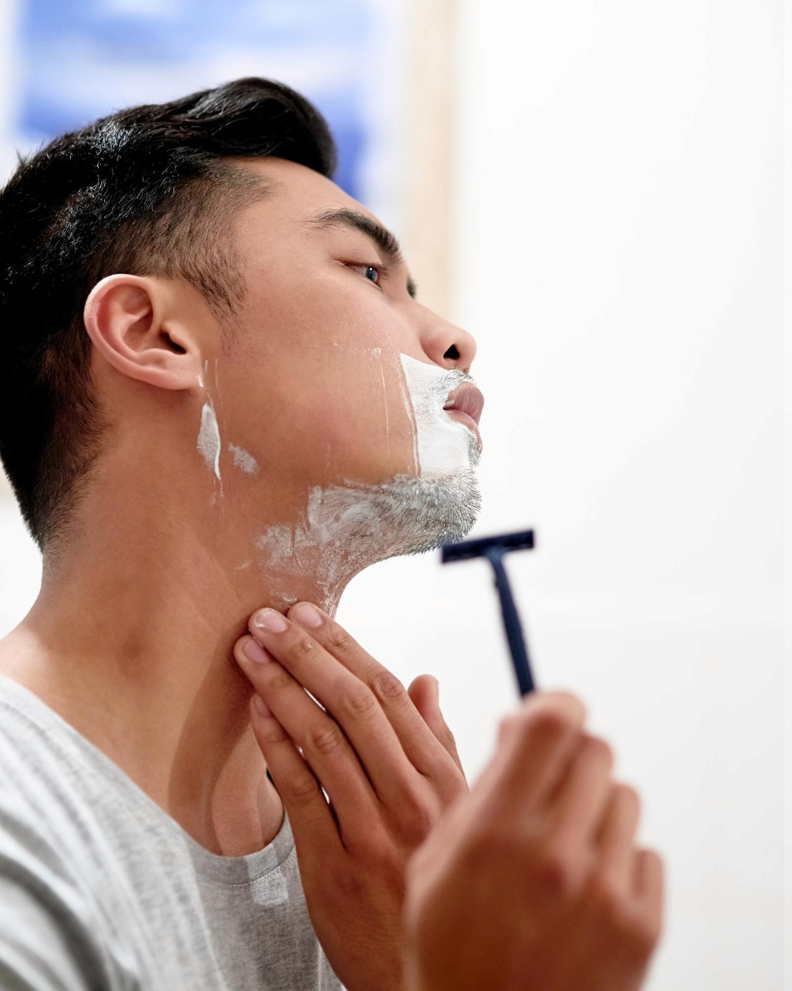 脫毛療程流程｜膚況評估 清潔準備 AI 光照 降溫舒緩