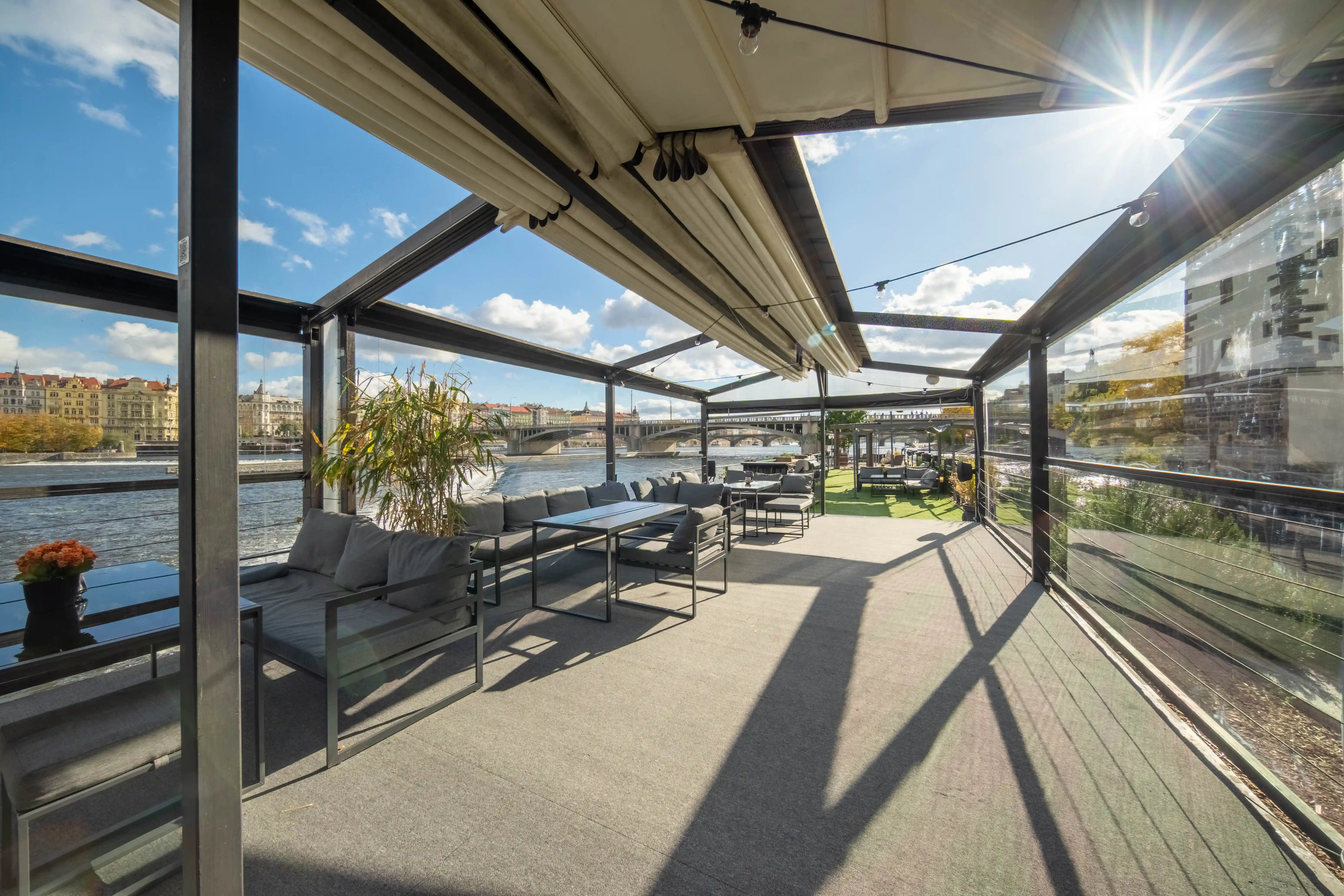 Realitní fotografie restaurace