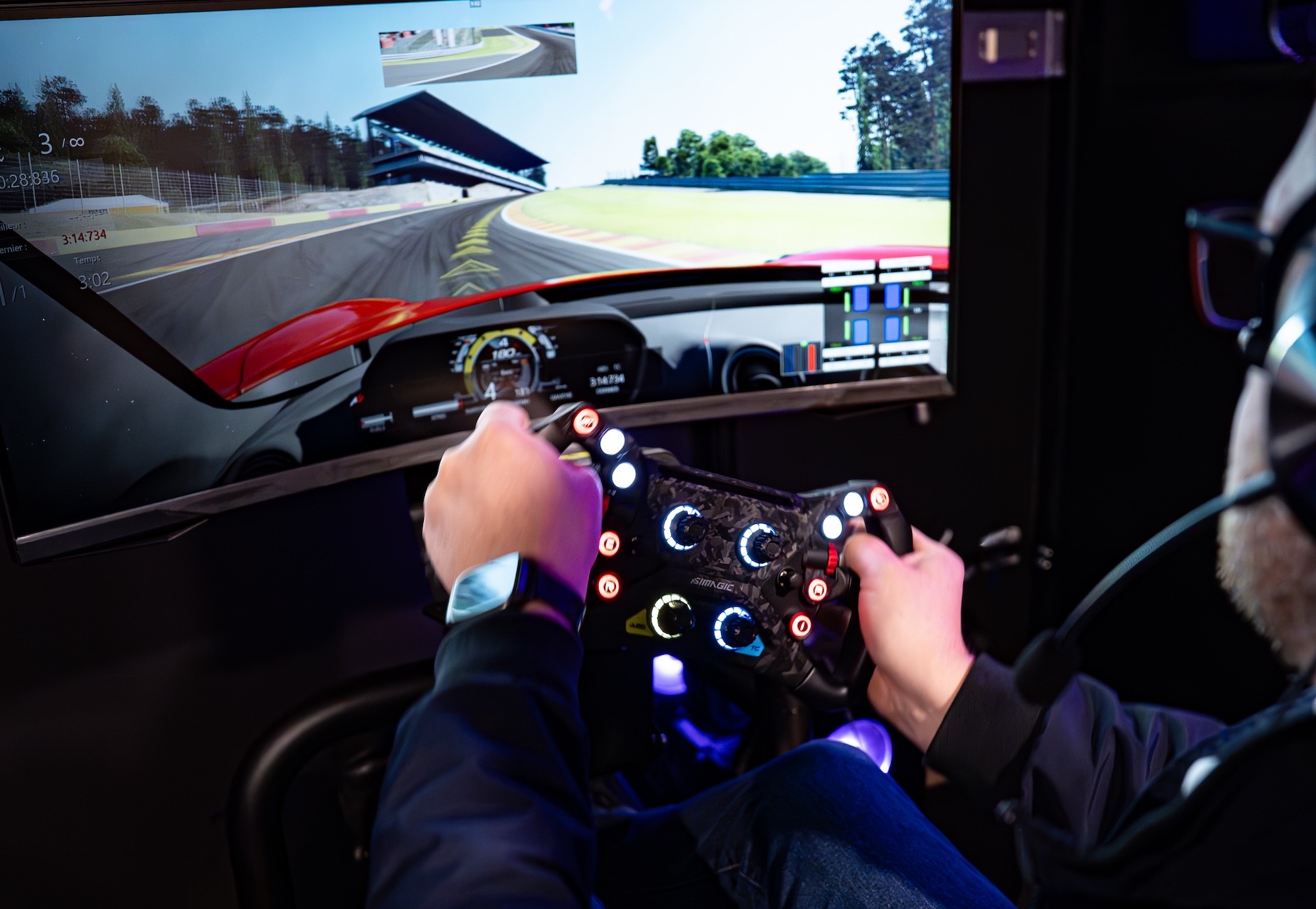 RUSH Experience Dynamic Racing Simulator - Racing Simulator Rentals - Luxembourg, Belgium, France
