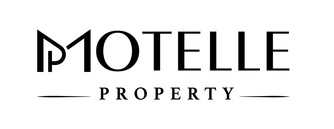 Contemporary kitchen in luxury apartment Levent Istanbul