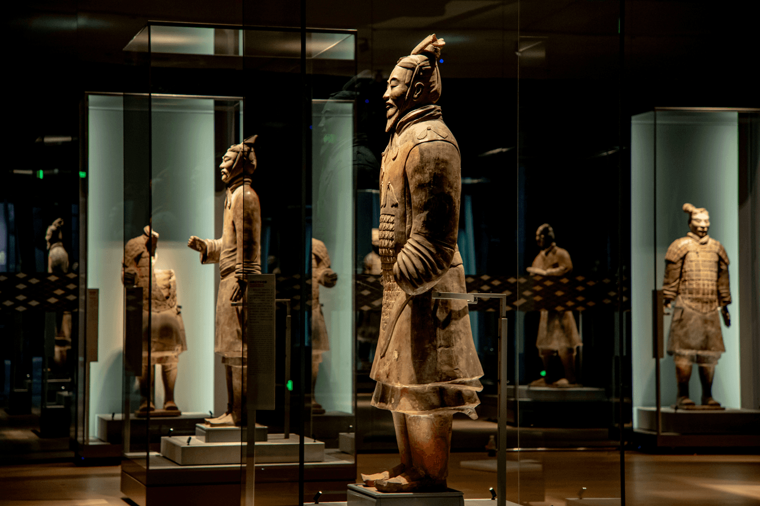 秦始皇帝陵博物院 展廳裝修 展會設計搭建 展覽展示設計 裝置藝術廠商 展場工程 美術館設計概念