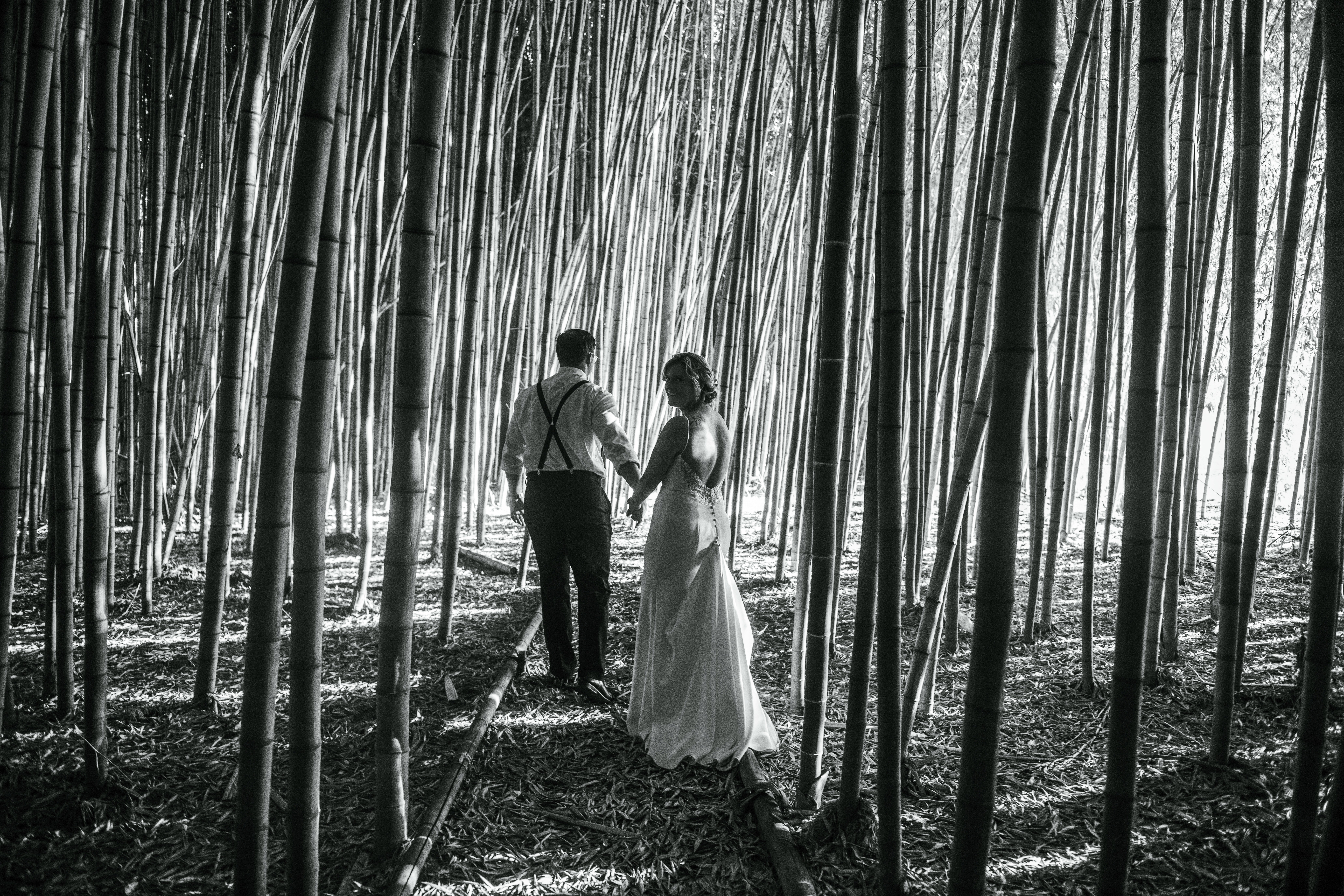 married couple outdoor kissing