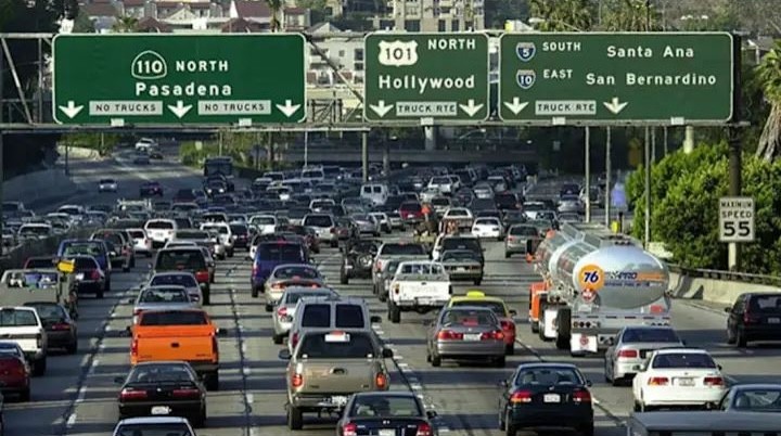 Photo of a multi-lane highway in California, USA