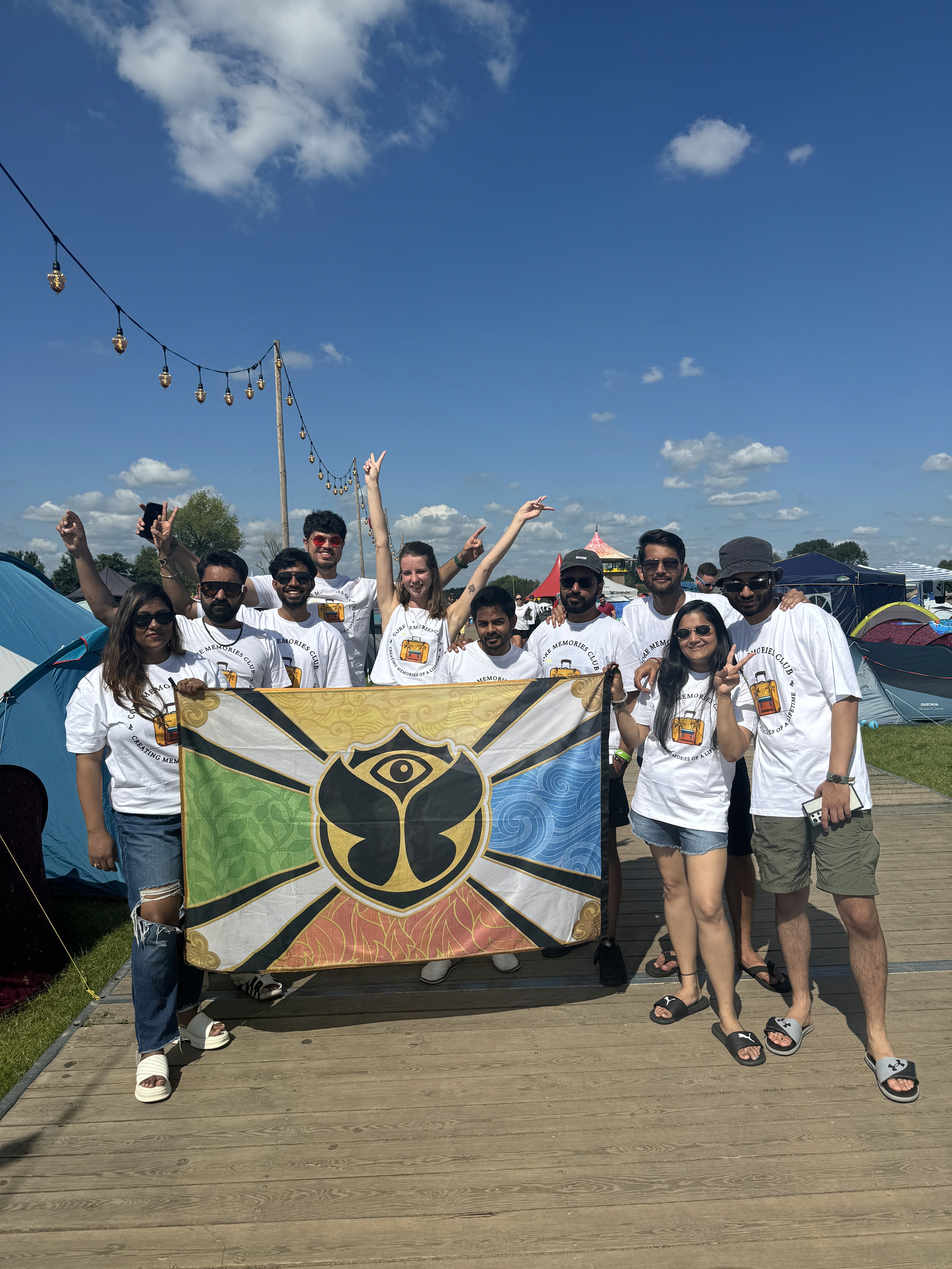 bird's eye view photography of boat on body of water