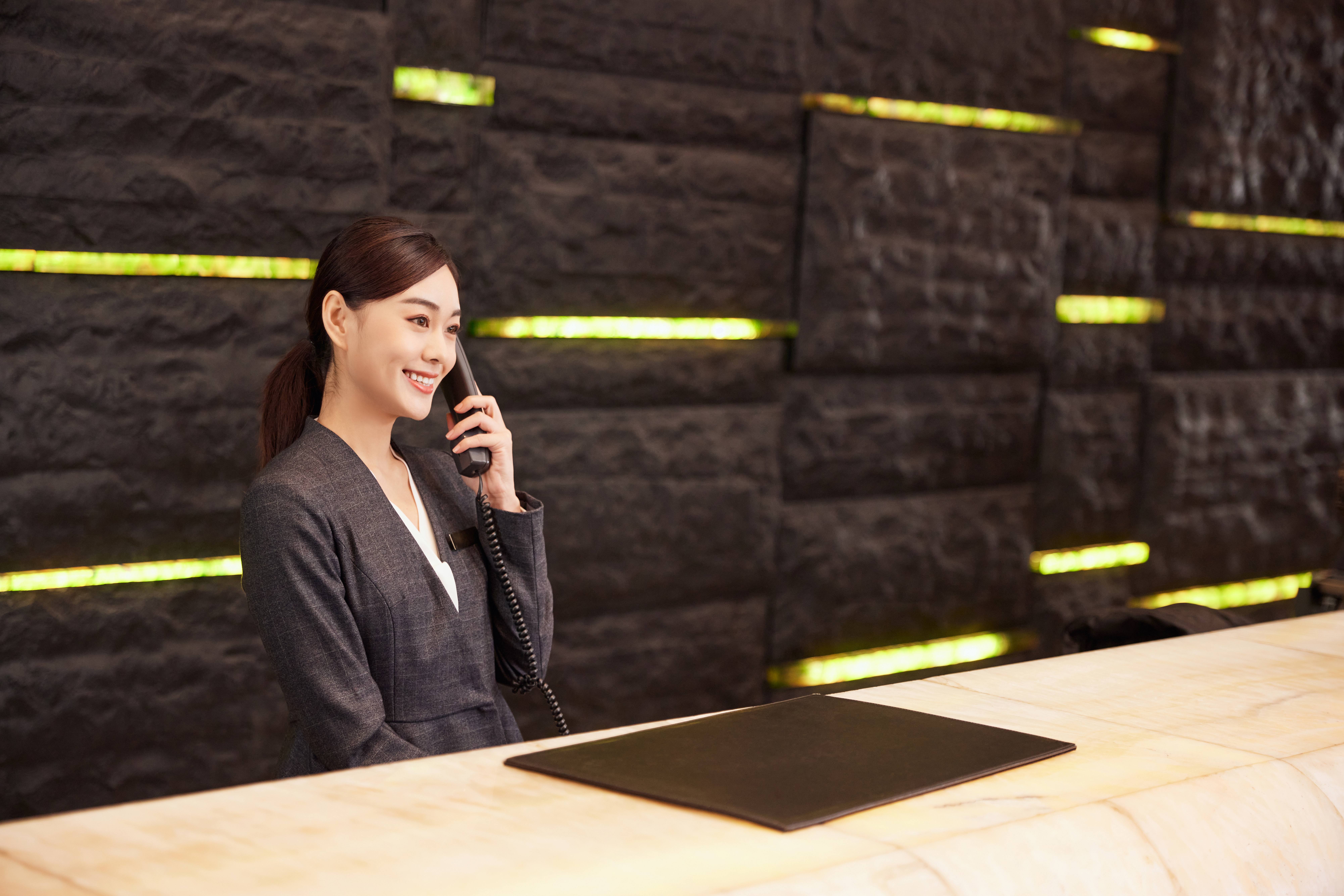 香港酒店照明設計：暖光吊燈難忘氛圍營造Hong Kong hotel lighting tips: warm LEDs for unforgettable ambiance