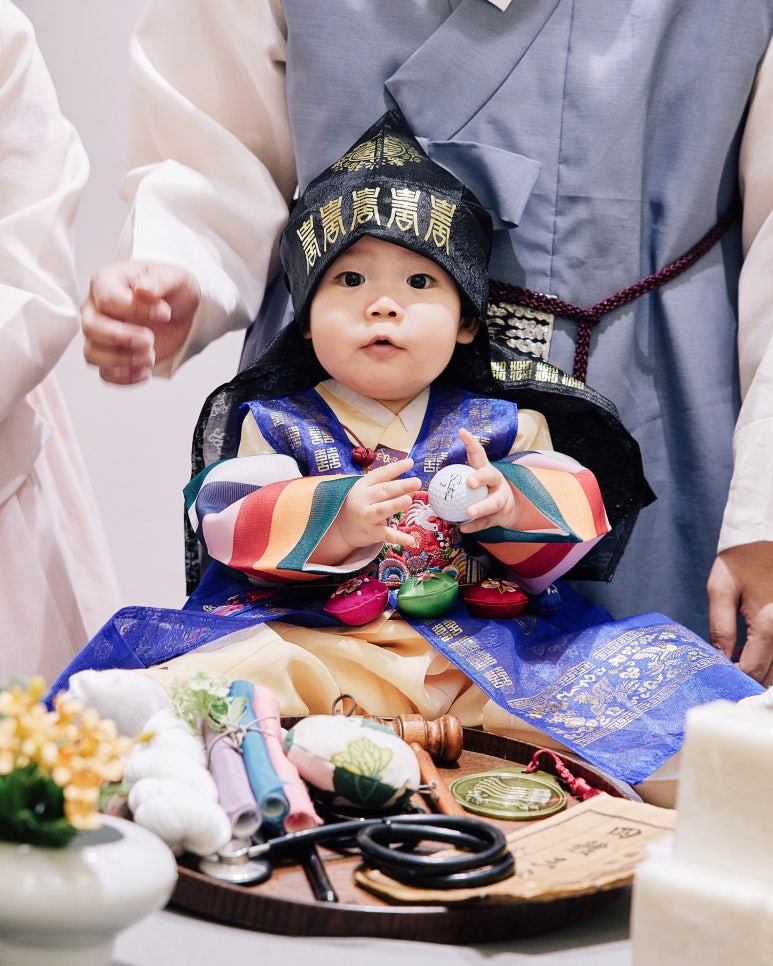 [필름커넥트] 서울 돌잔치스냅 촬영 후기 | 작가추천 오는계절 스냅