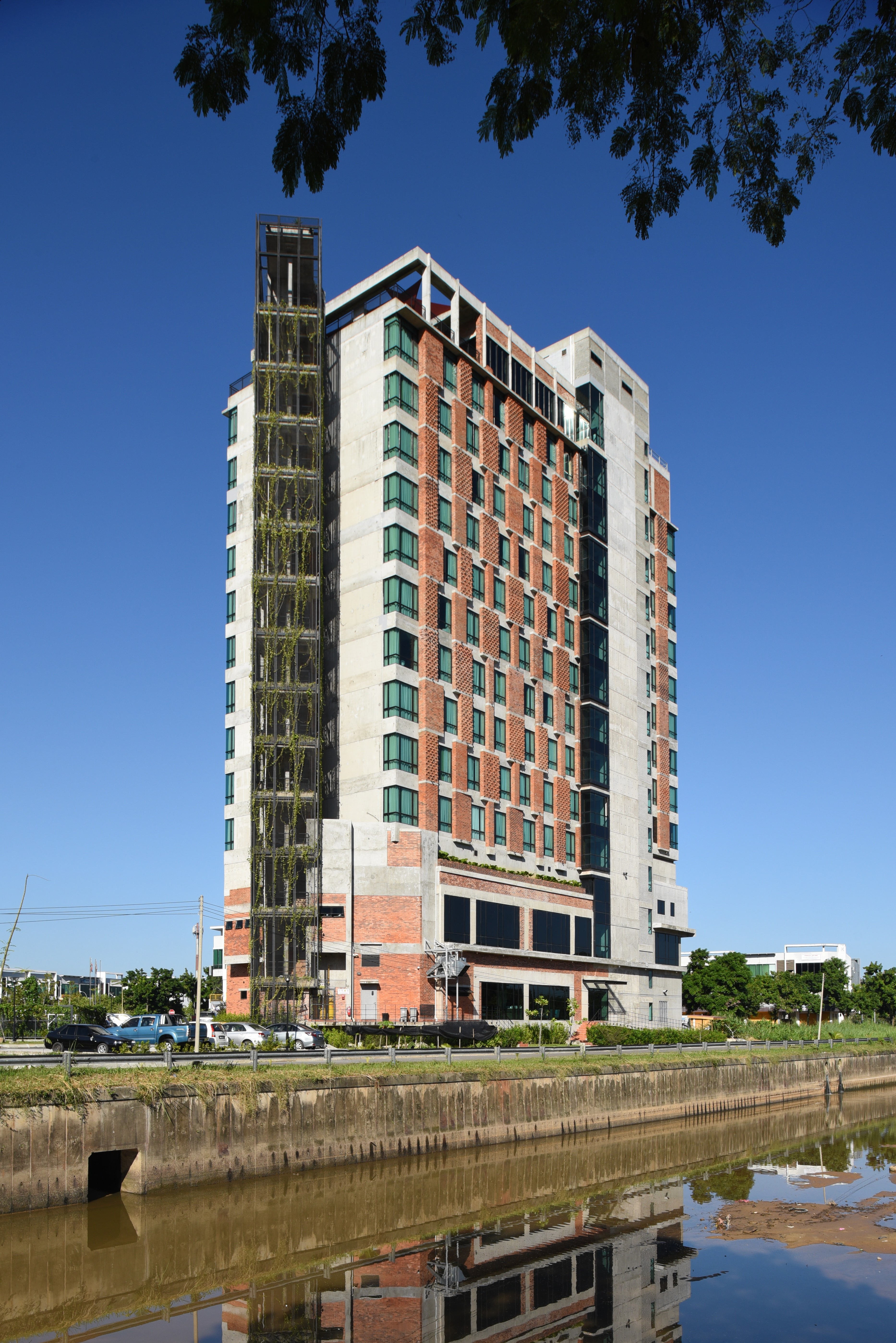 Exterior view of Ibis Style Hotel project by Asima Architects