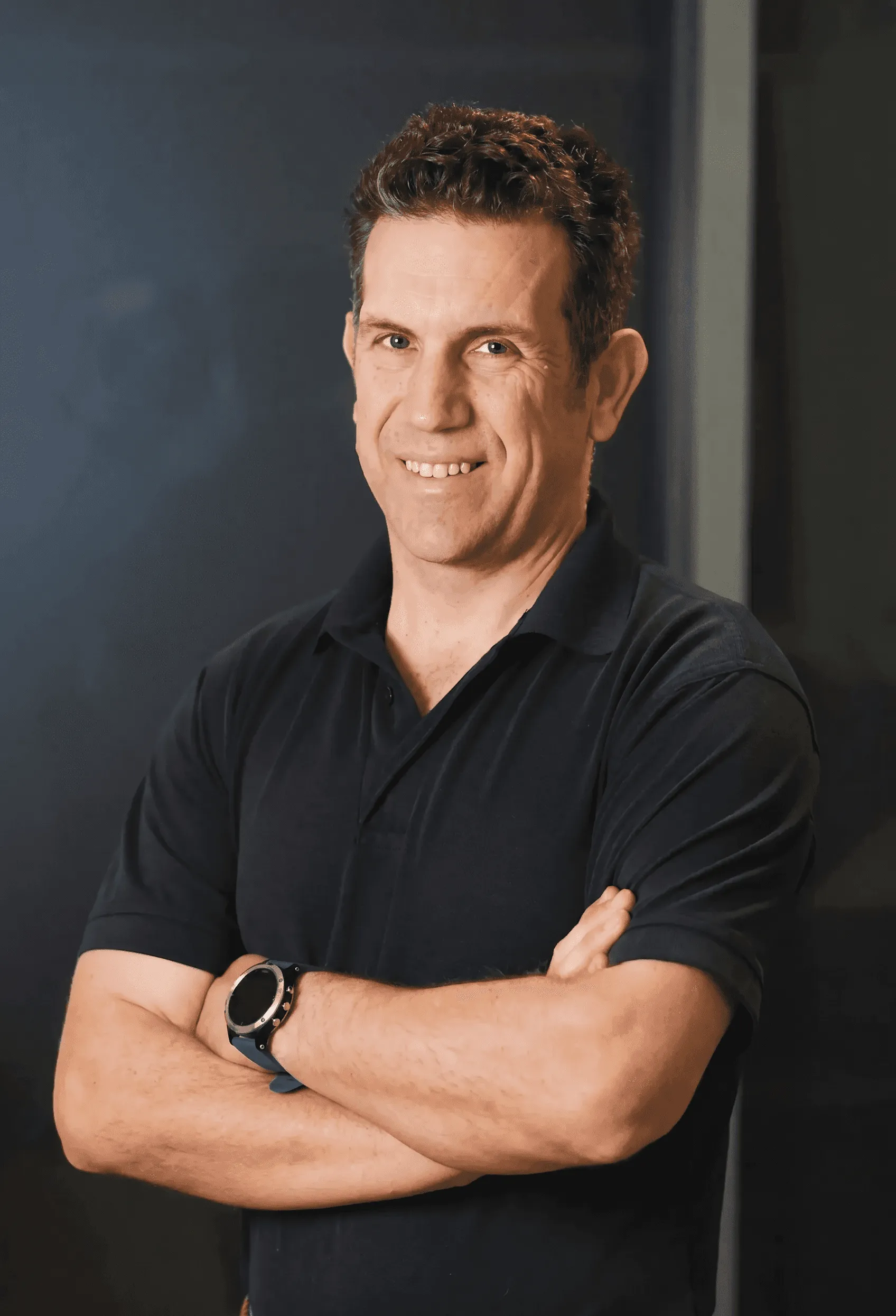 Header image of Mr Nev Davies, Consultant Orthopaedic Surgeon