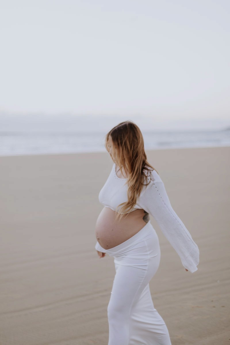 Maternity photo of pregnant mother at the beach in Mackay QLD
