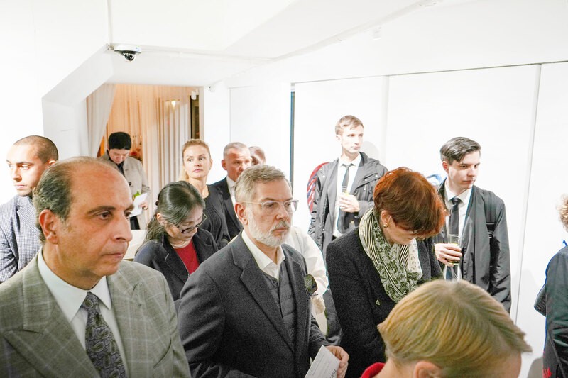 THE TRINITY X 주한 도미니카 공화국 대사관 · <The Art of Resilience>展: Global Art Reception
