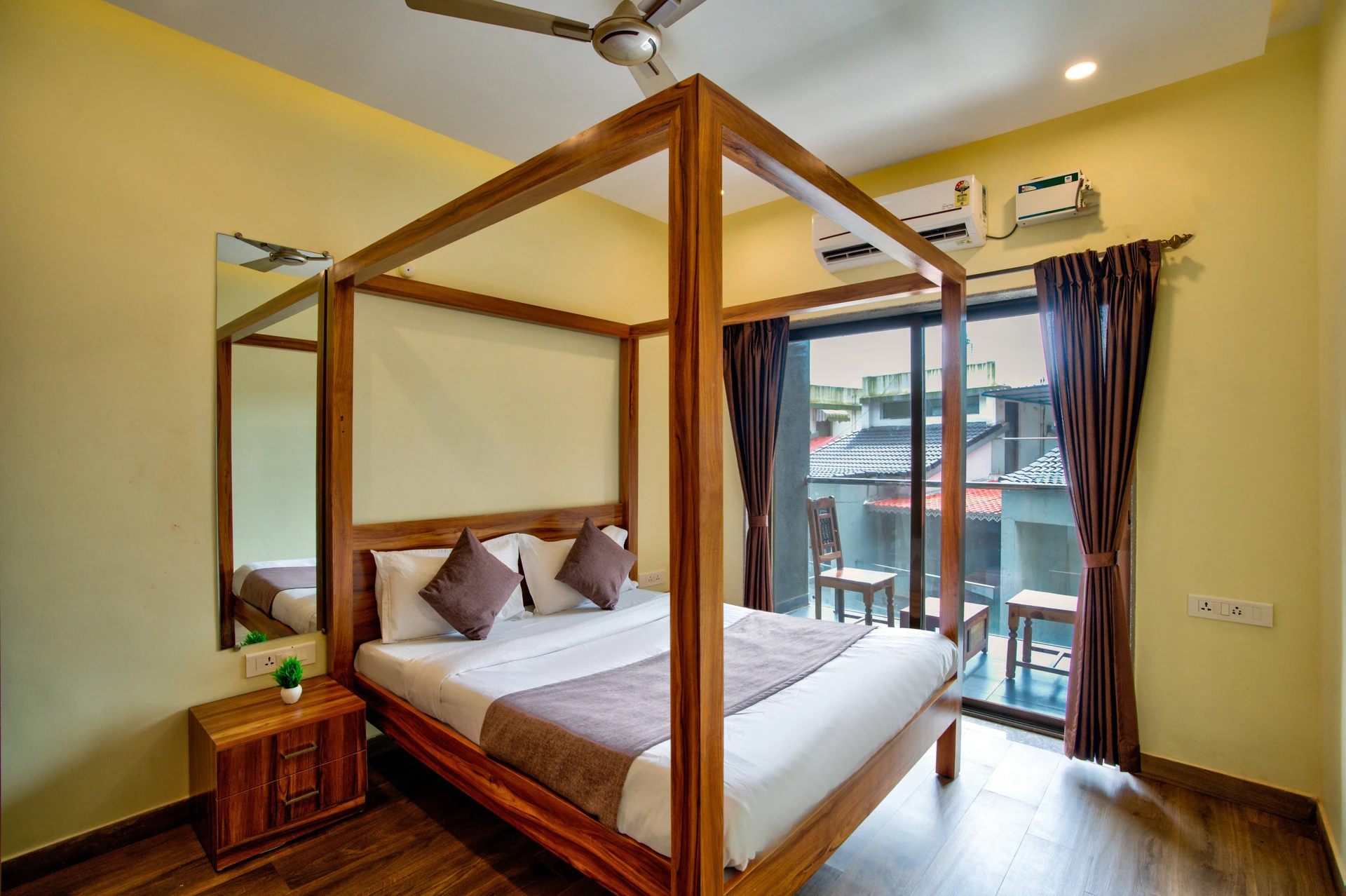 premium 2 bhk apartment with pool in goa, candolim, apartment for couple, groups of small family