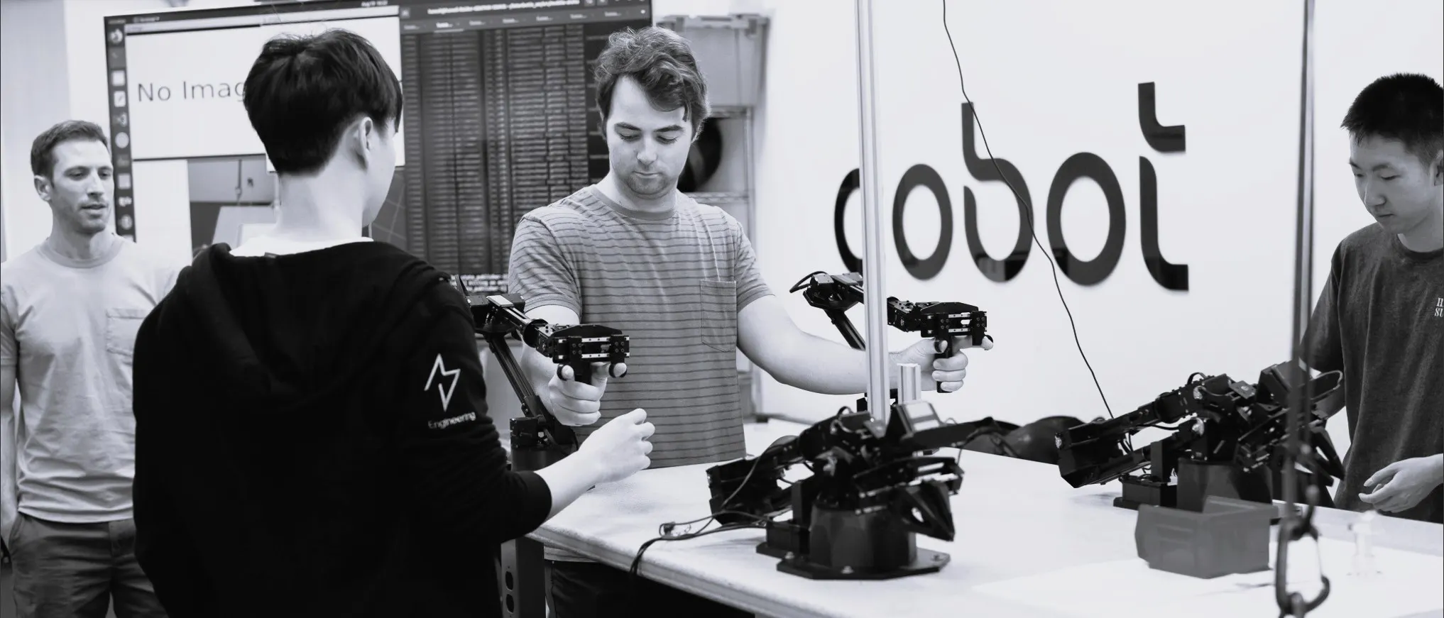 Aspect ratio controlled image