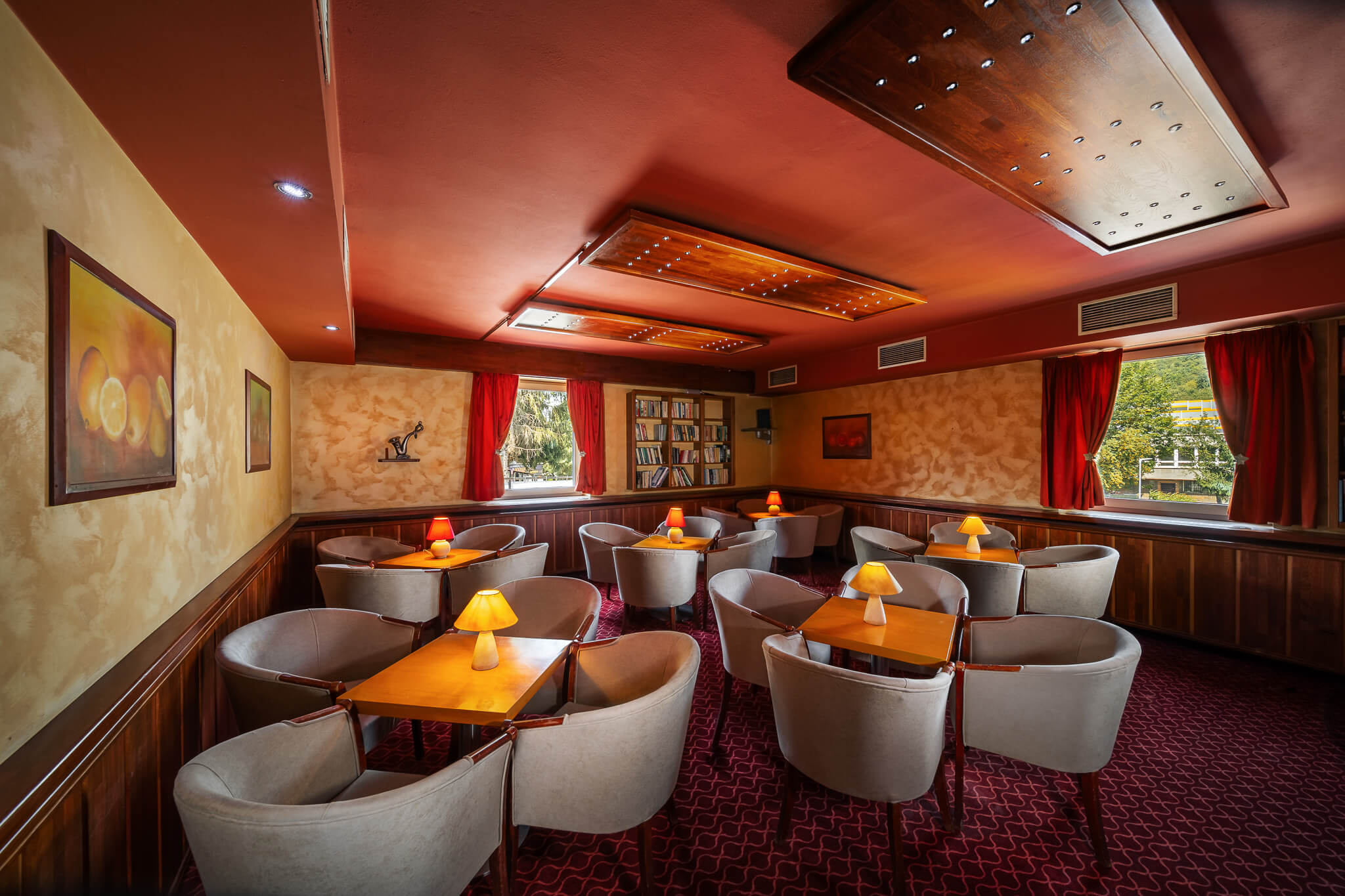 Príjemná atmosféra v salóniku