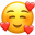 Un emoji jaune avec les yeux fermés, un sourire doux, des joues rouges et trois cœurs rouges flottant autour.