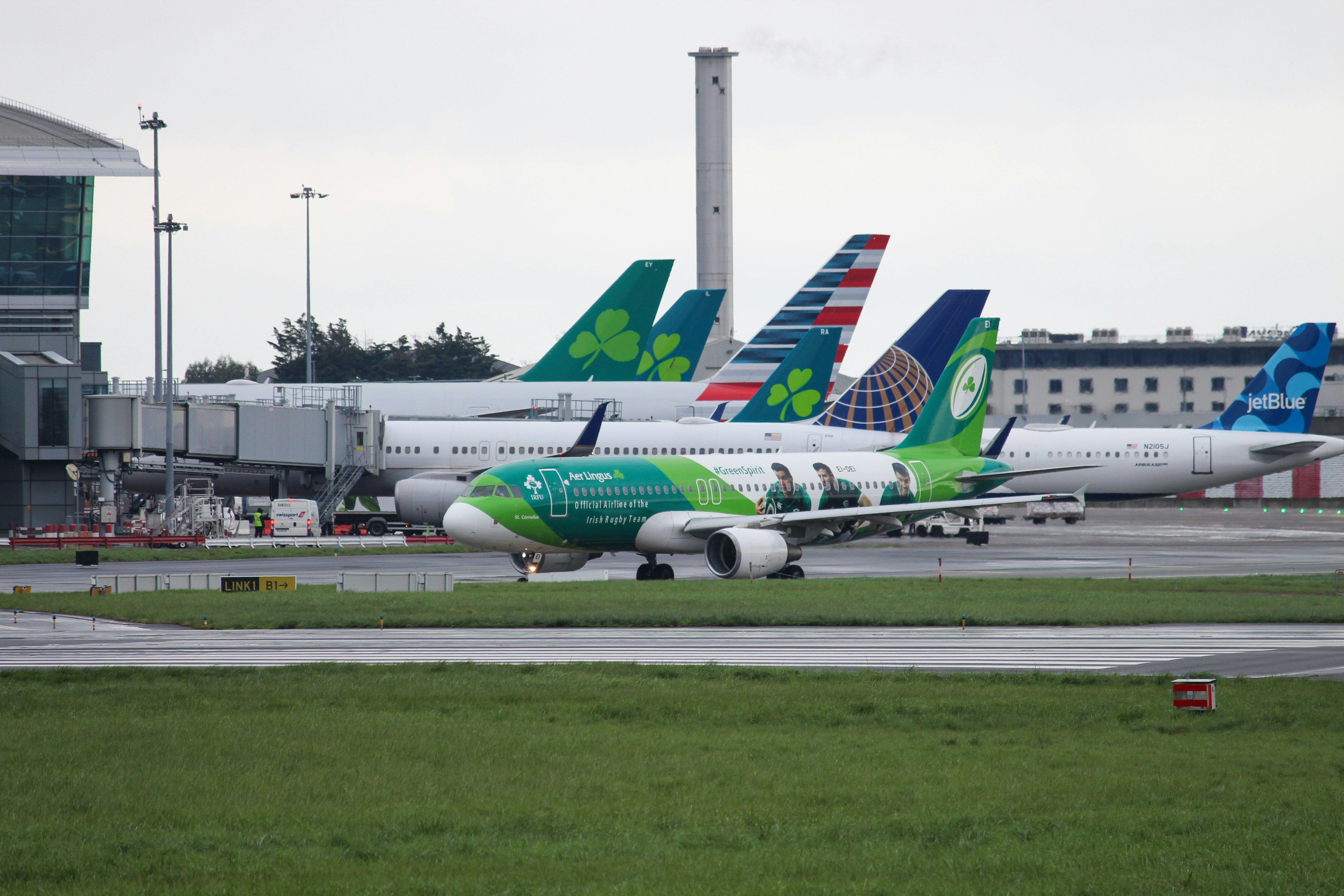 View of planes on the runway of Dublin airport.