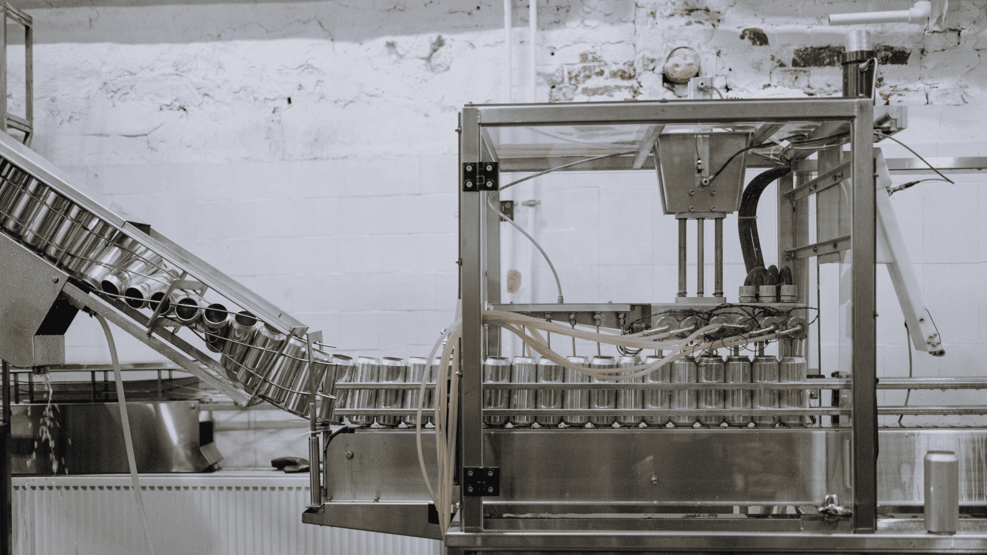 Automated production line in a manufacturing plant, where AI predictive maintenance helps prevent costly equipment downtime