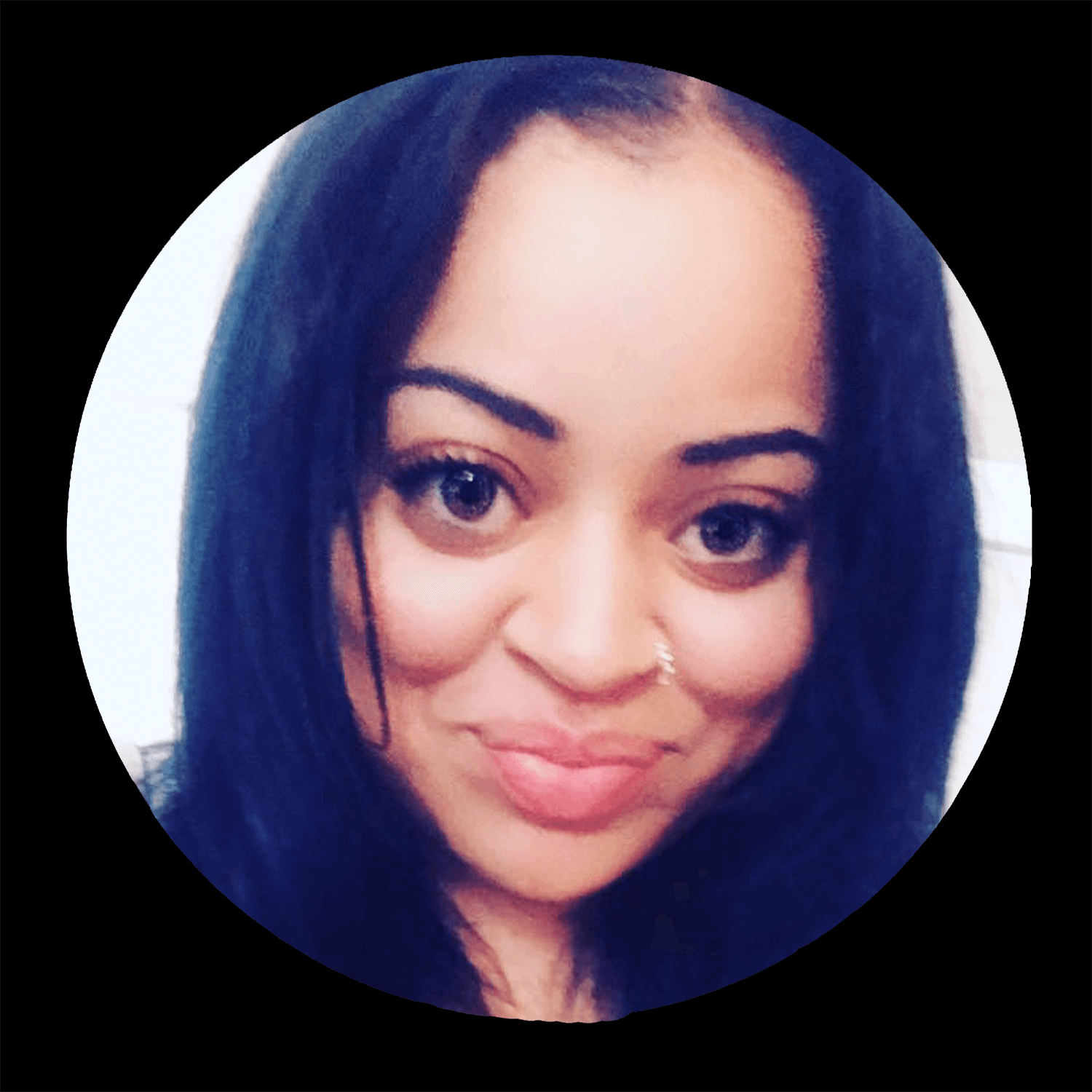 woman on focus photography