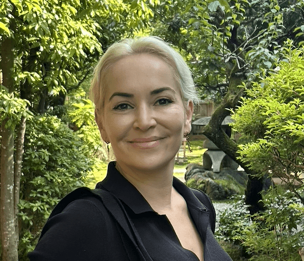 Headshot of Maren Kate Donovan, Zozy contributor writing about home inventory and the value of the things you own