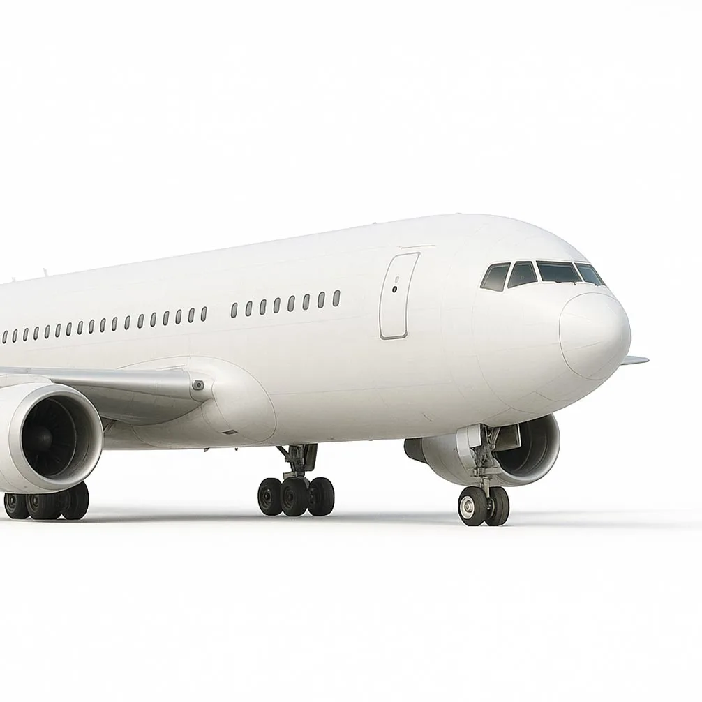 Білий вантажний літак