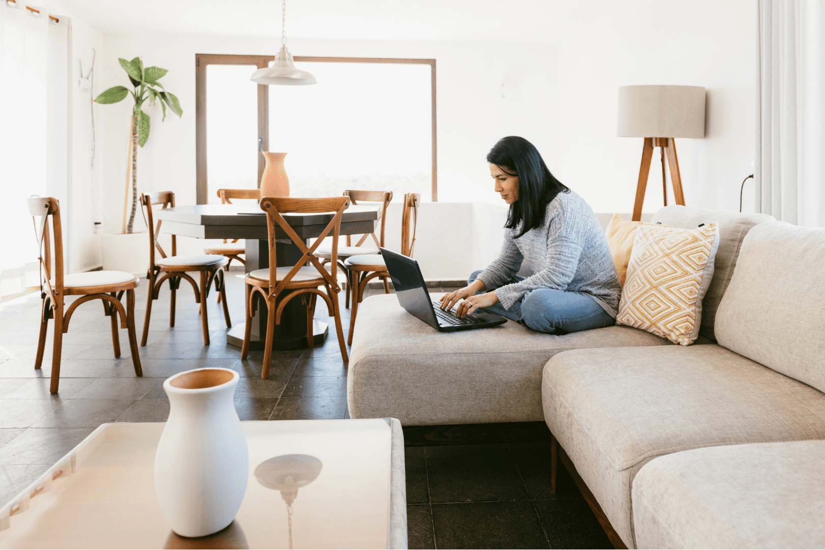 Capturing the extended stay and business travel market: Transform your holiday let's off-peak performance