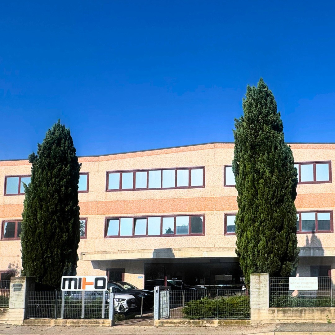 Filomuro battente anta unica