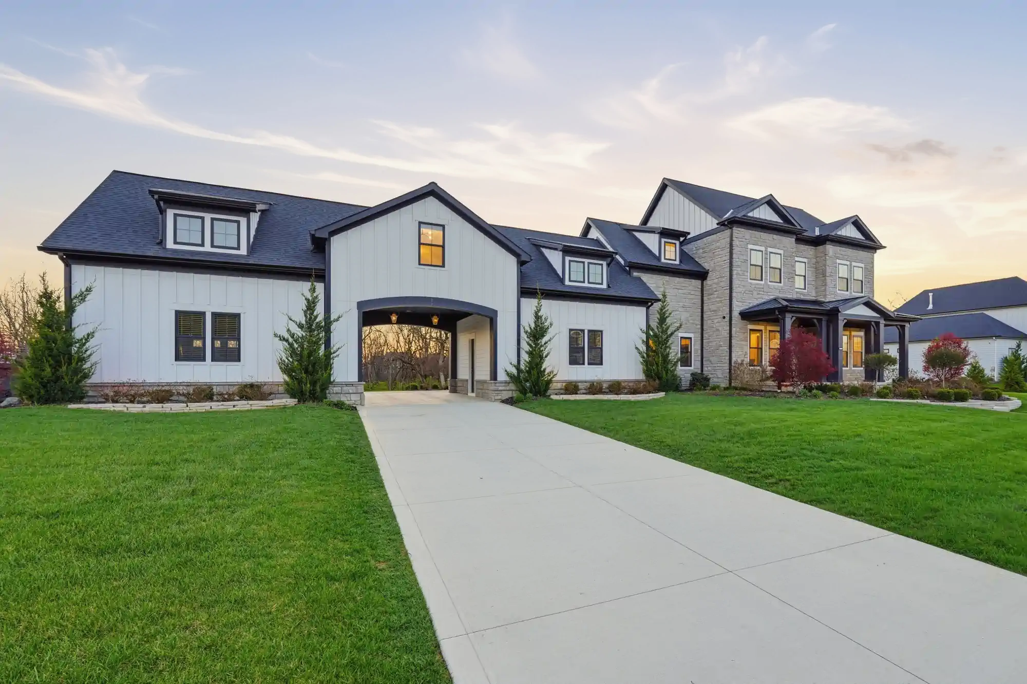 streetview of a luxury ohio home in summer