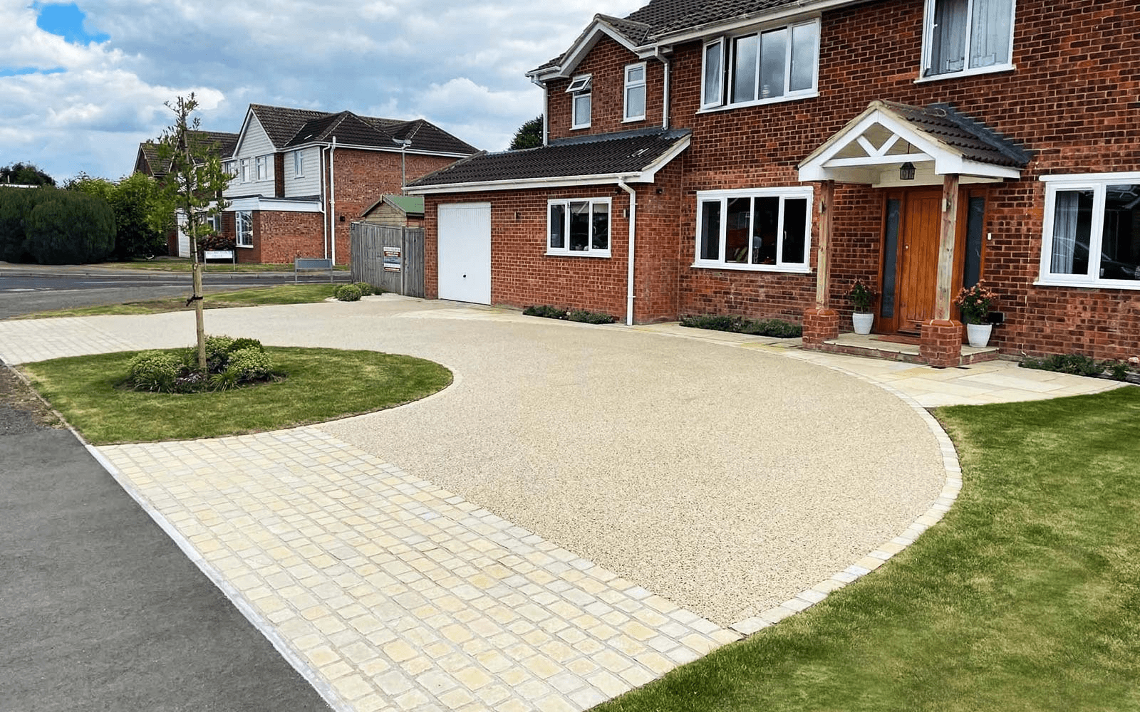 resin driveways & patios in hertfordshire