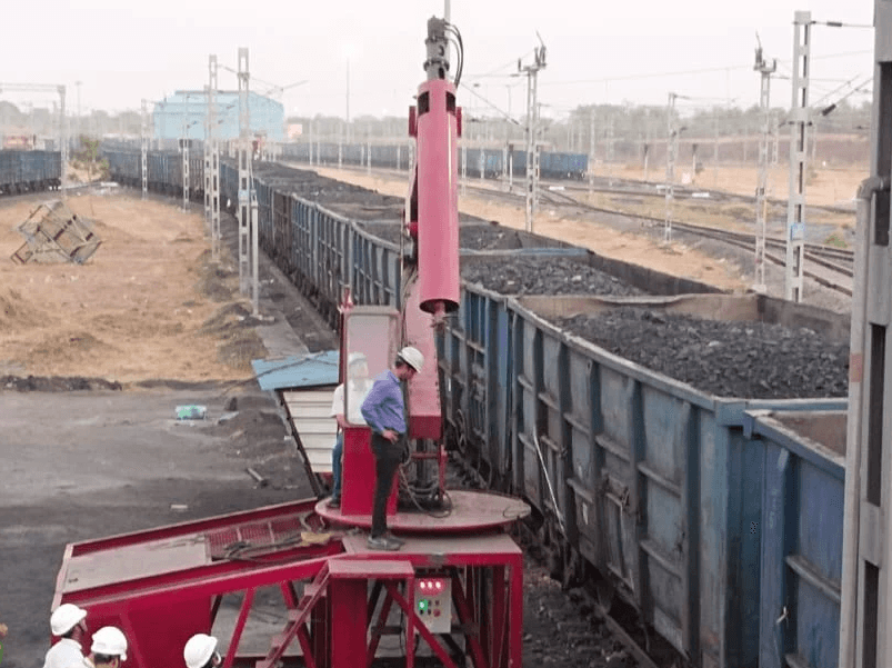 worker on laboratorium