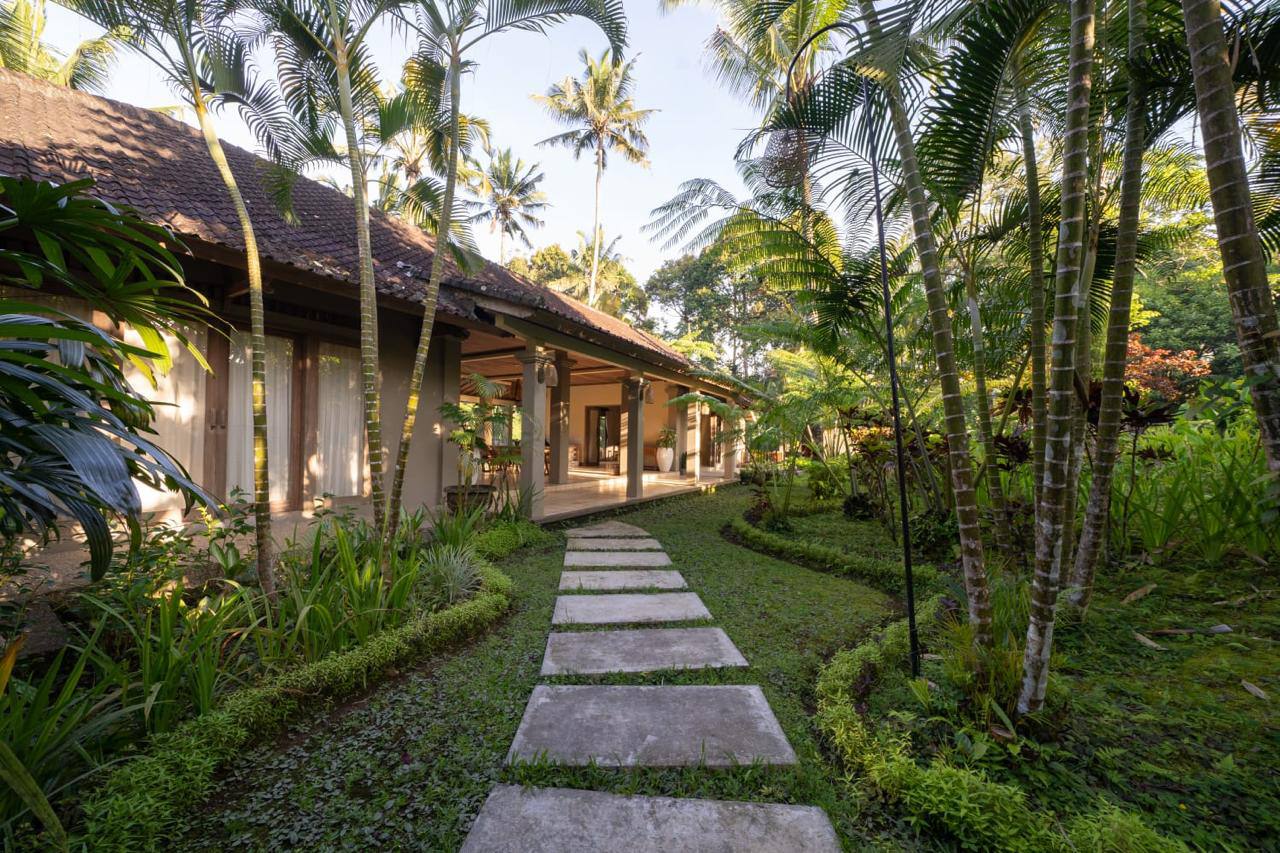 7-bedroom Freehold retreat / boutique hotel villa in Ubud