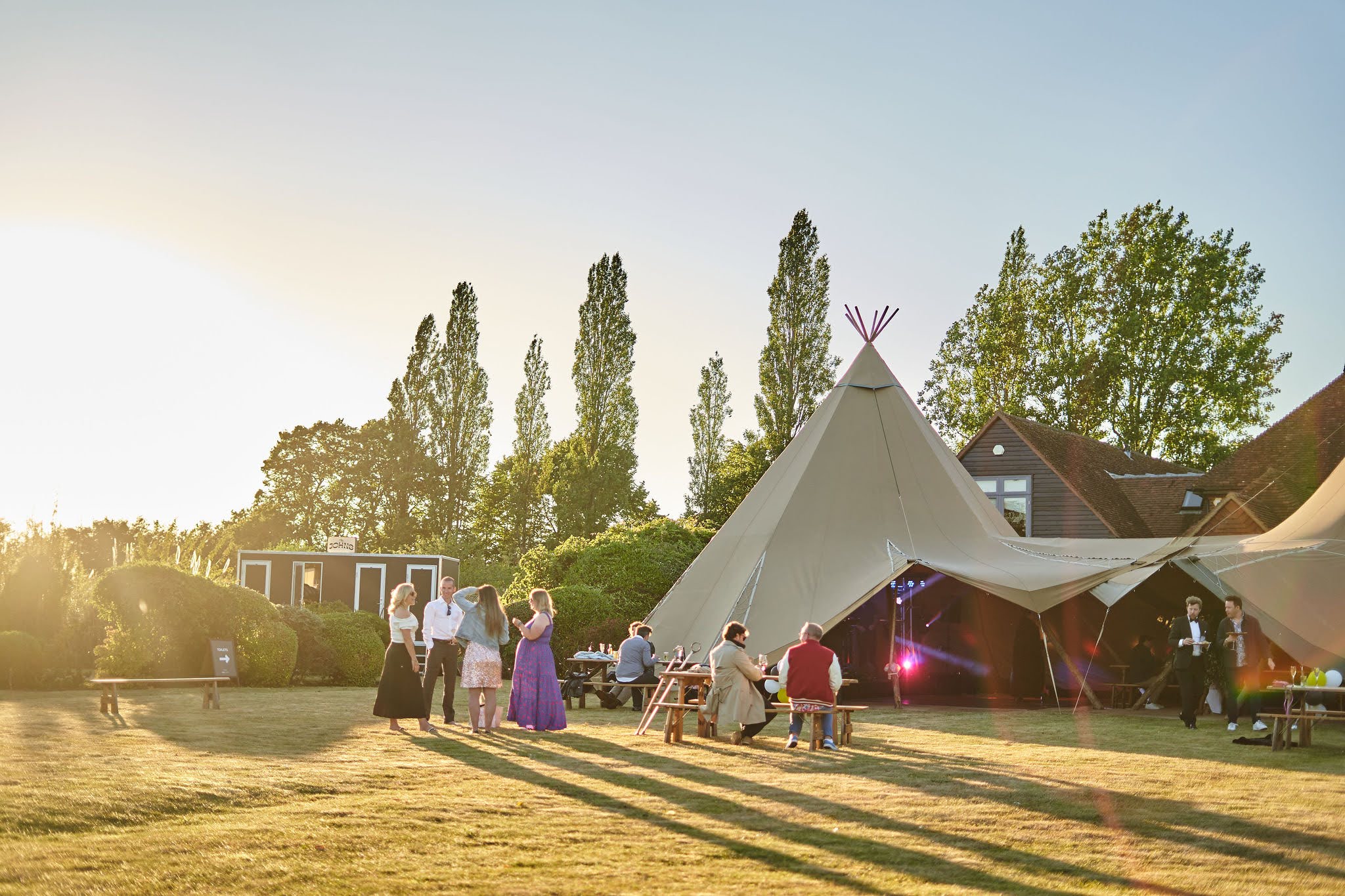 Corporate away day venue with gardens, open lawns and onsite accommodation at Oakmead Views