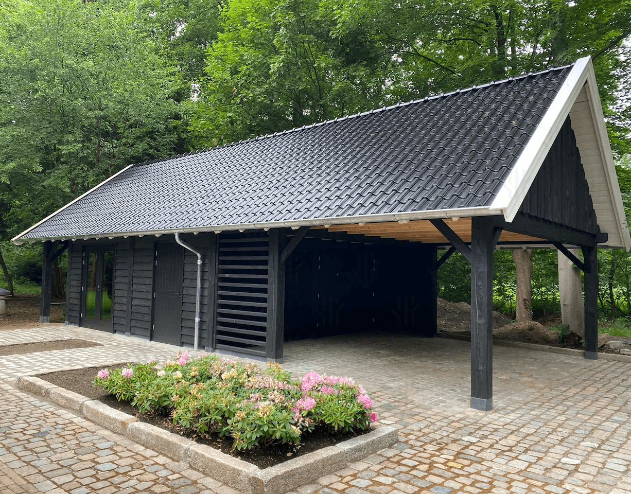 Zwarte Kapschuur - Dugreja Houtbouw