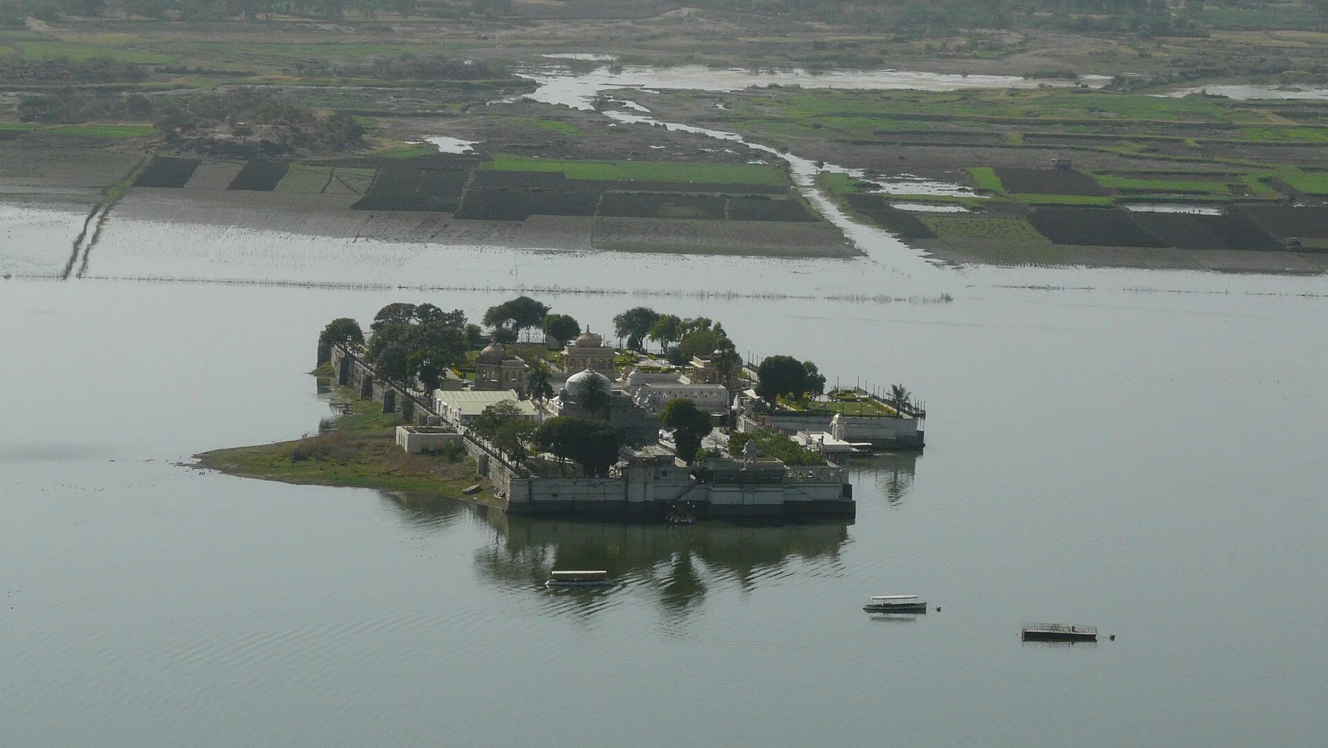 Jagmandir Island Palace