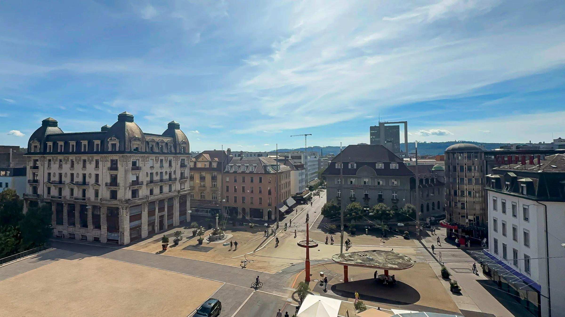 Blick aus dem Agora42 über den Zentralplatz in Biel