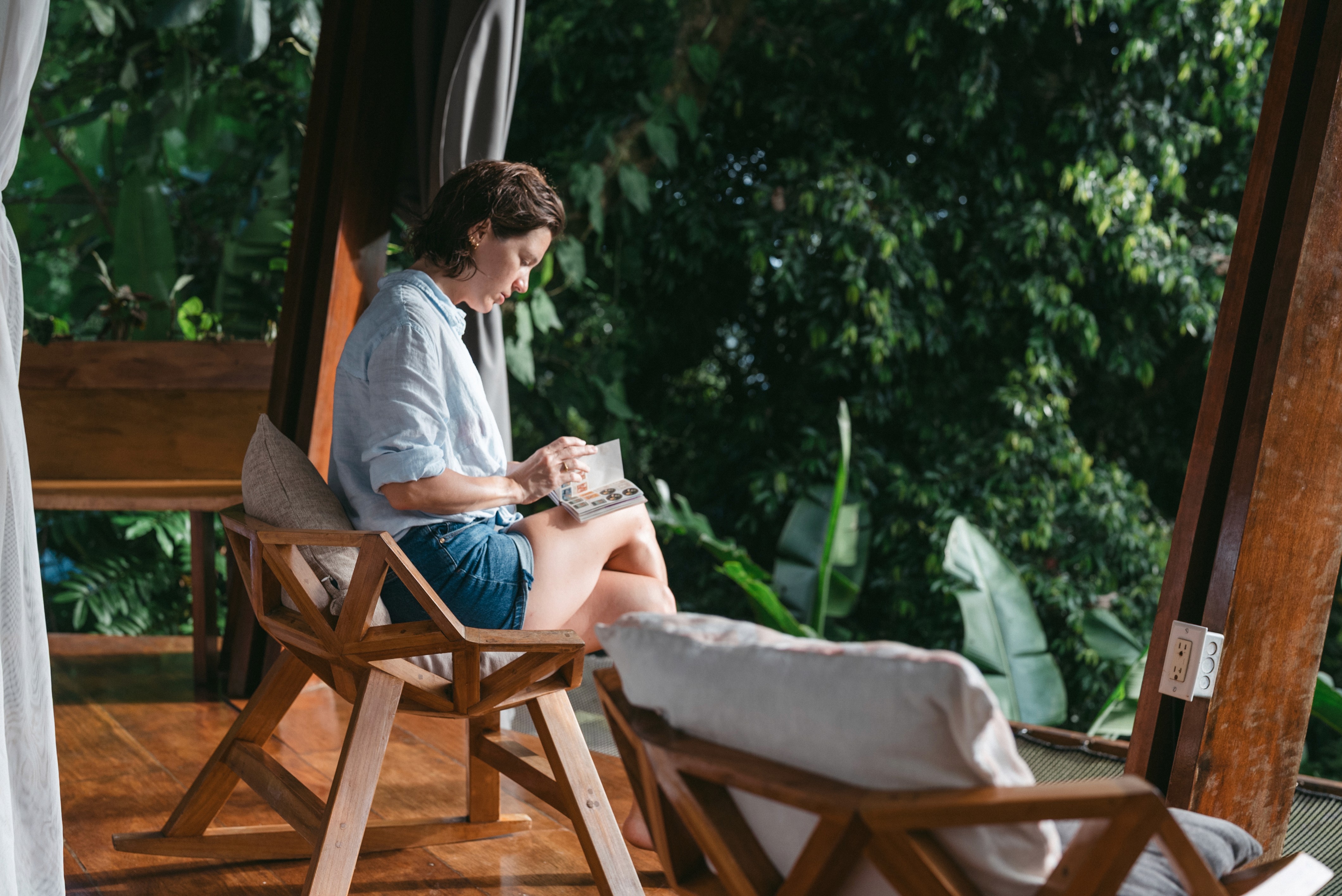 Here comes the alt text