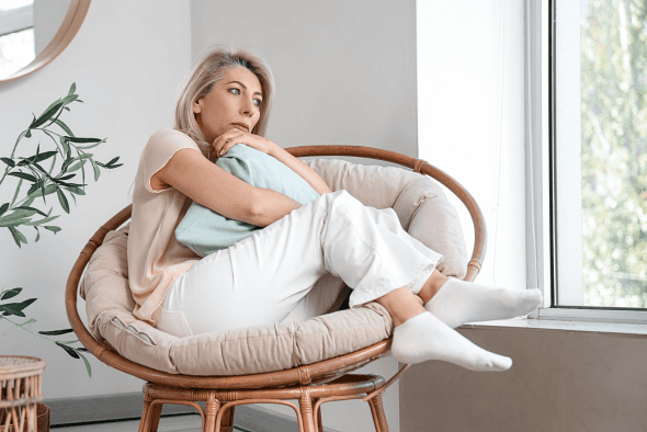 Menopausa e saúde vascular: como os hormônios afetam suas pernas