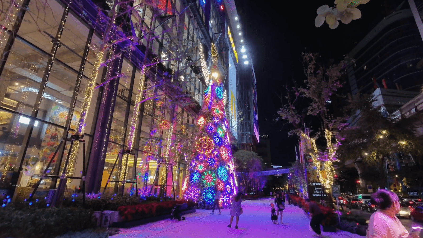 EmQuartier Winter Market