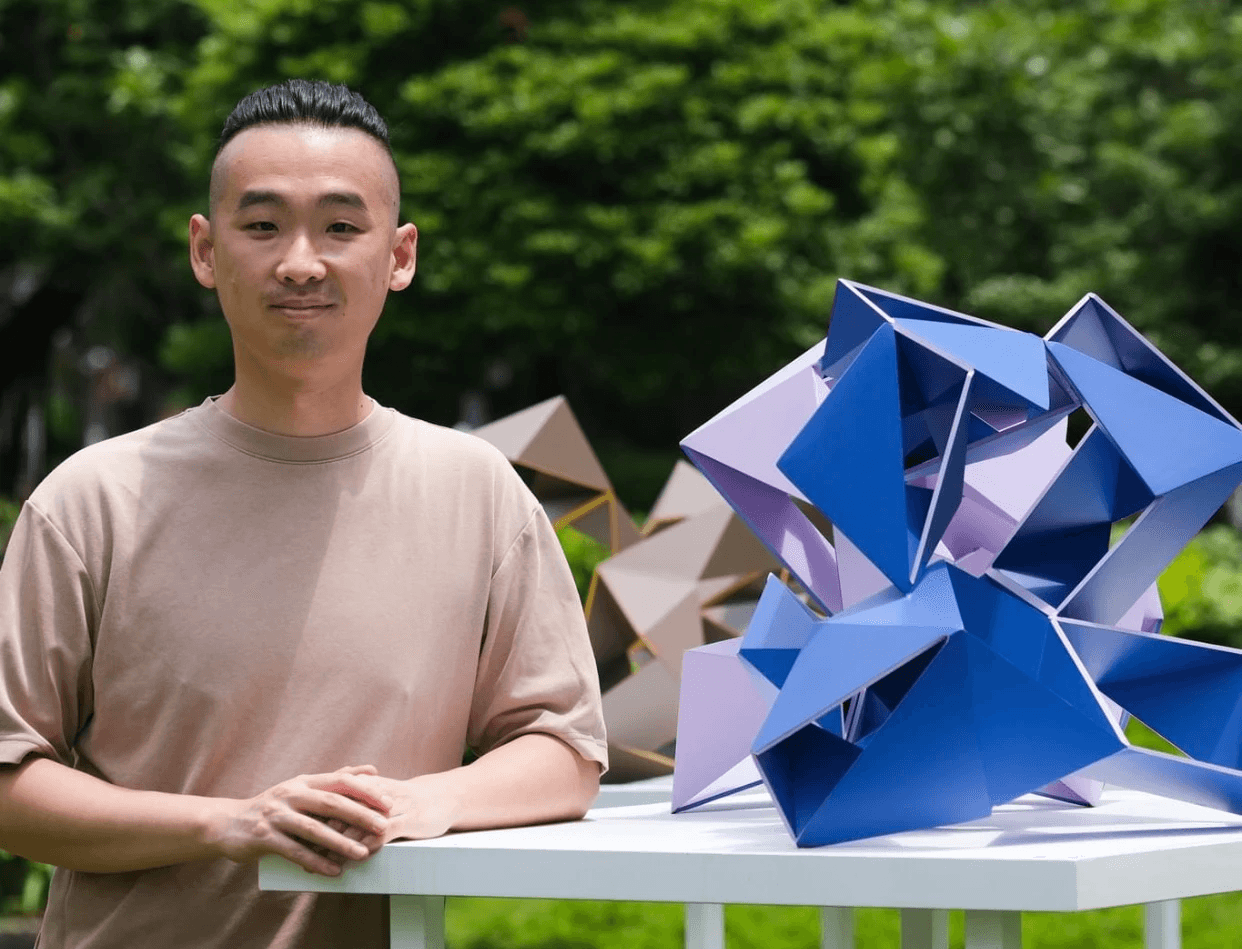 a black female model