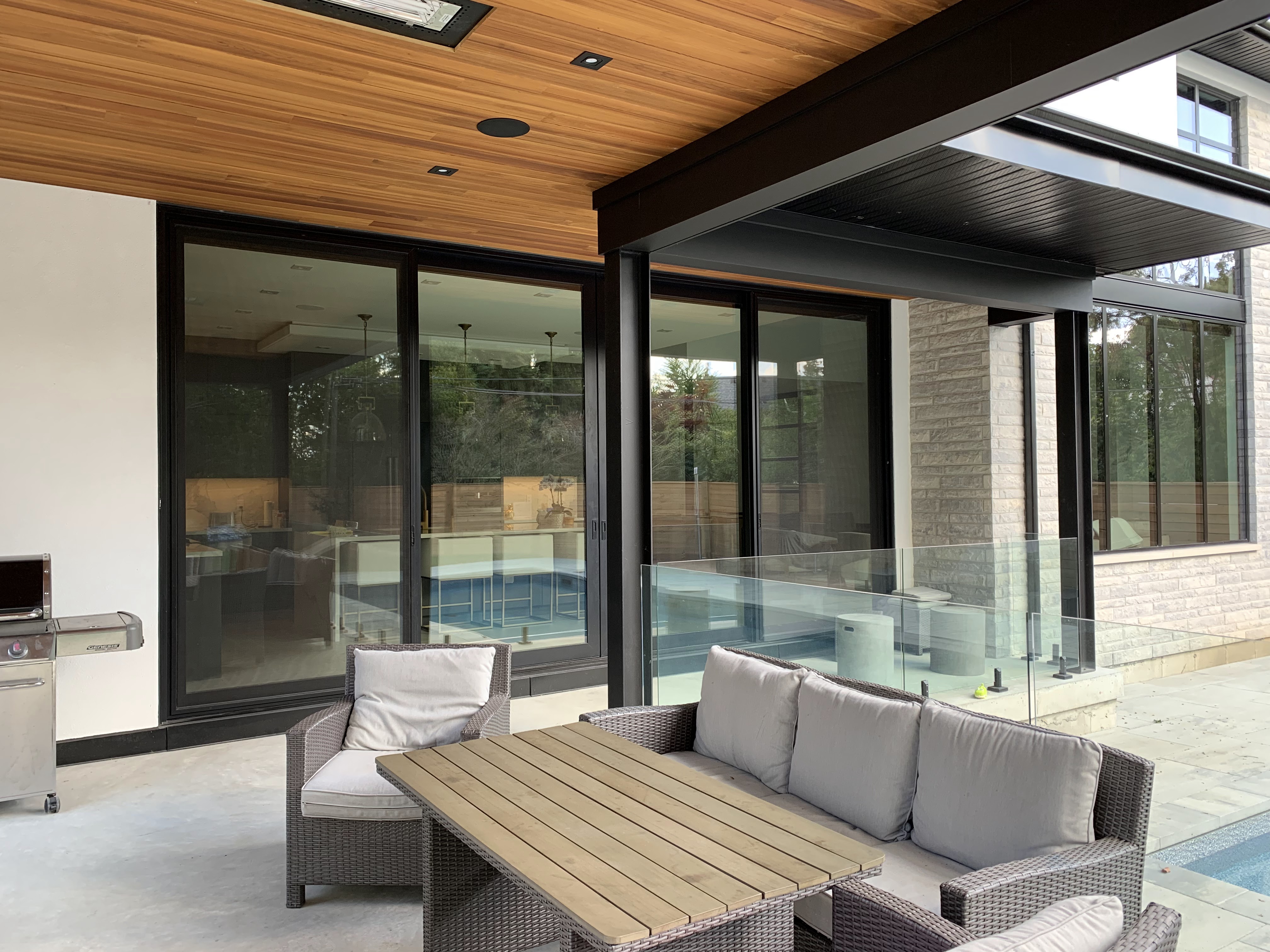 WD Craftline patio garden doors with energy-efficient glass, secure locks, and custom styles—built for comfort, durability, and year-round performance.