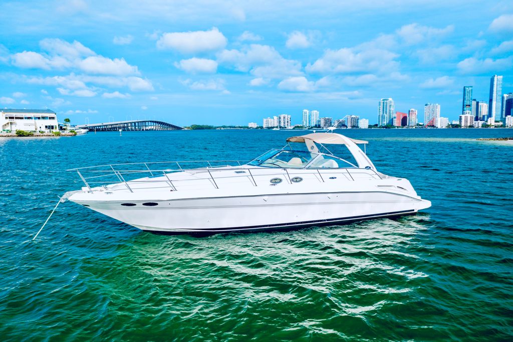 45ft Sea Ray Express yacht cruising Miami waters