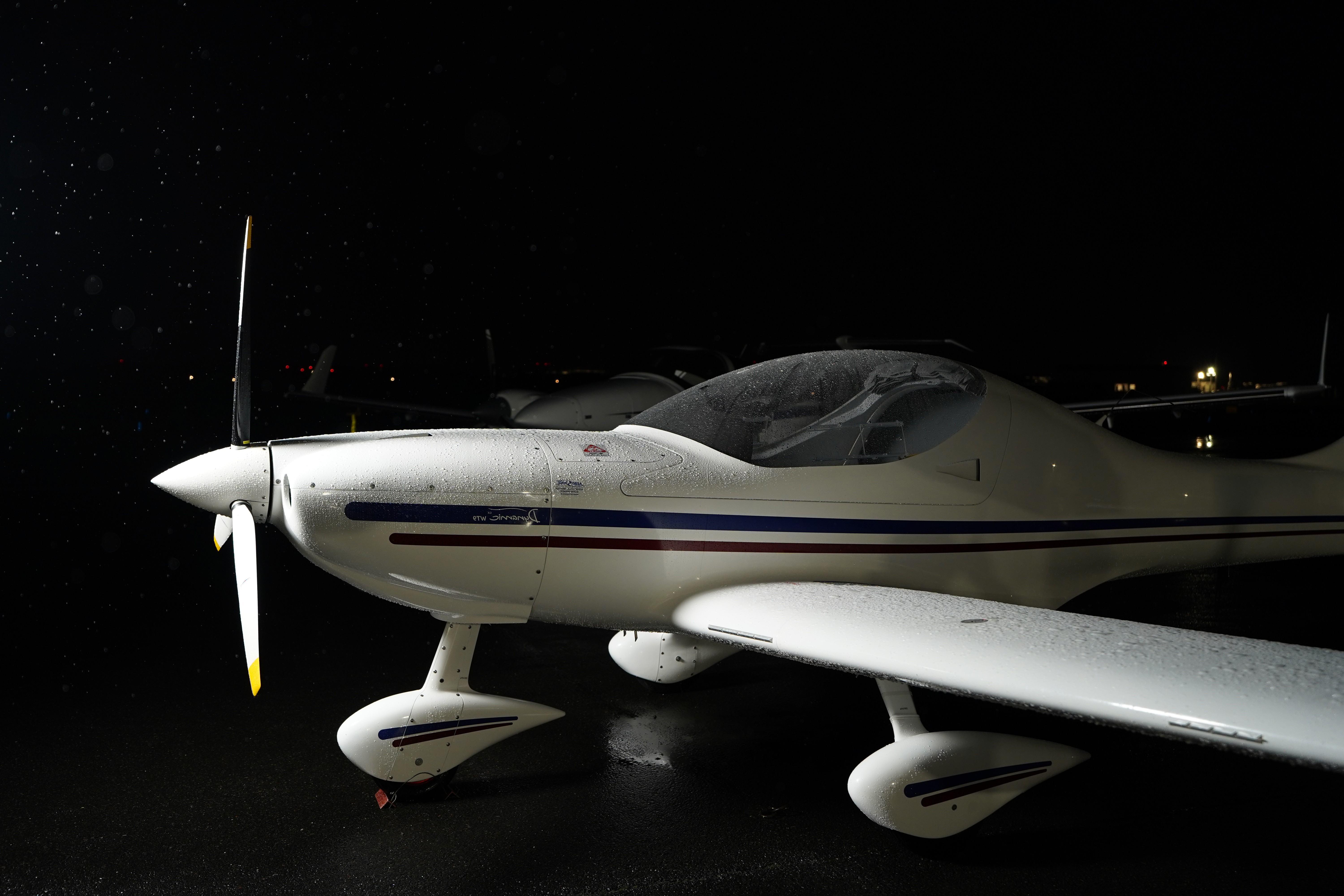 Dynamic picture of a cyclist riding downhill