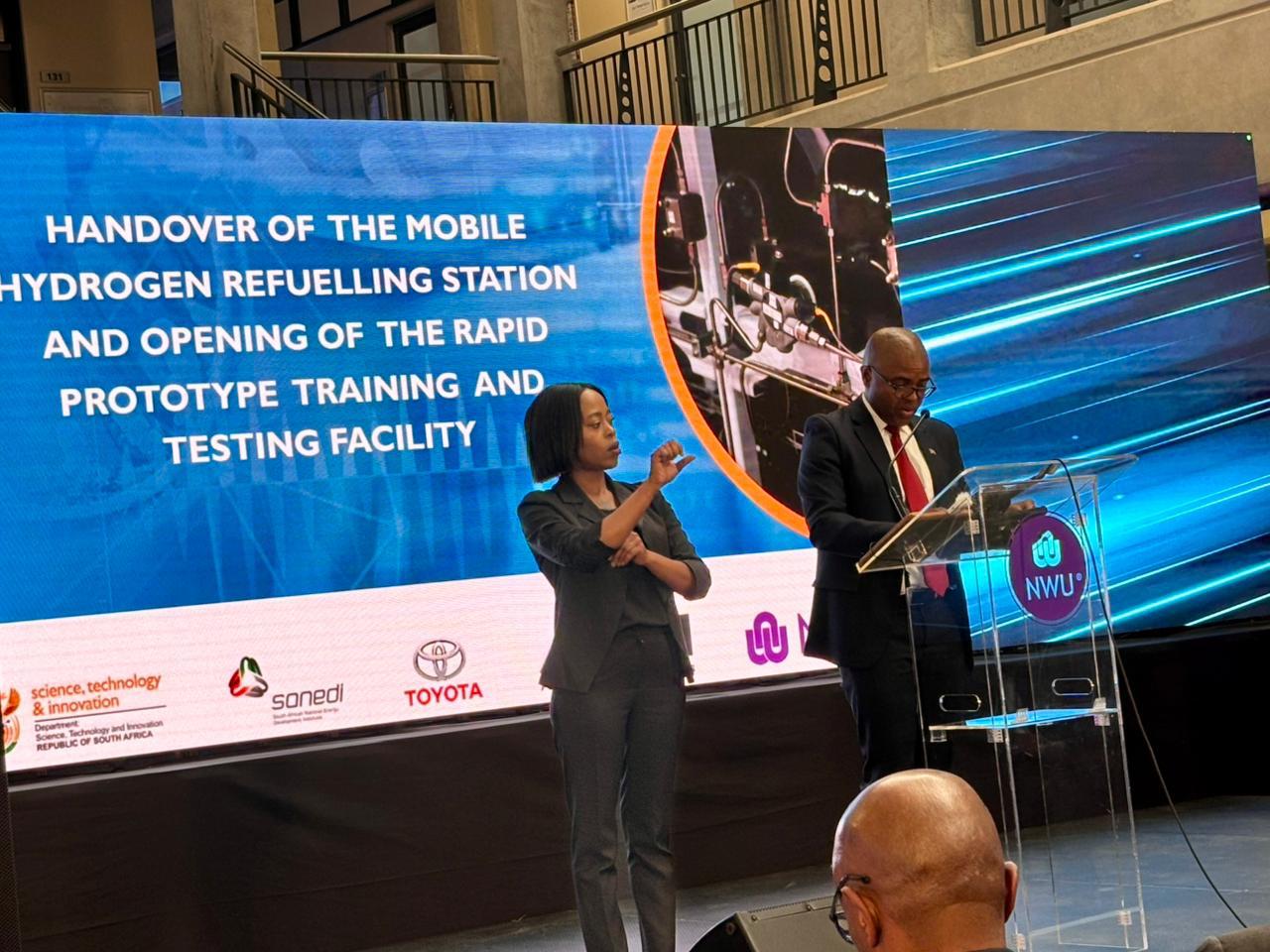 Photo:DSTI unveils hydrogen and energy innovation facilities at North-West University – South African Daily