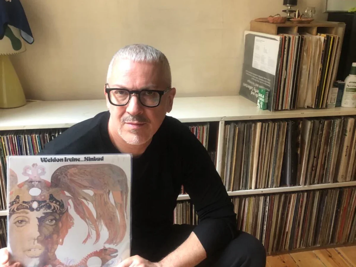 DJ Tony M spiller på Cafe Bopa